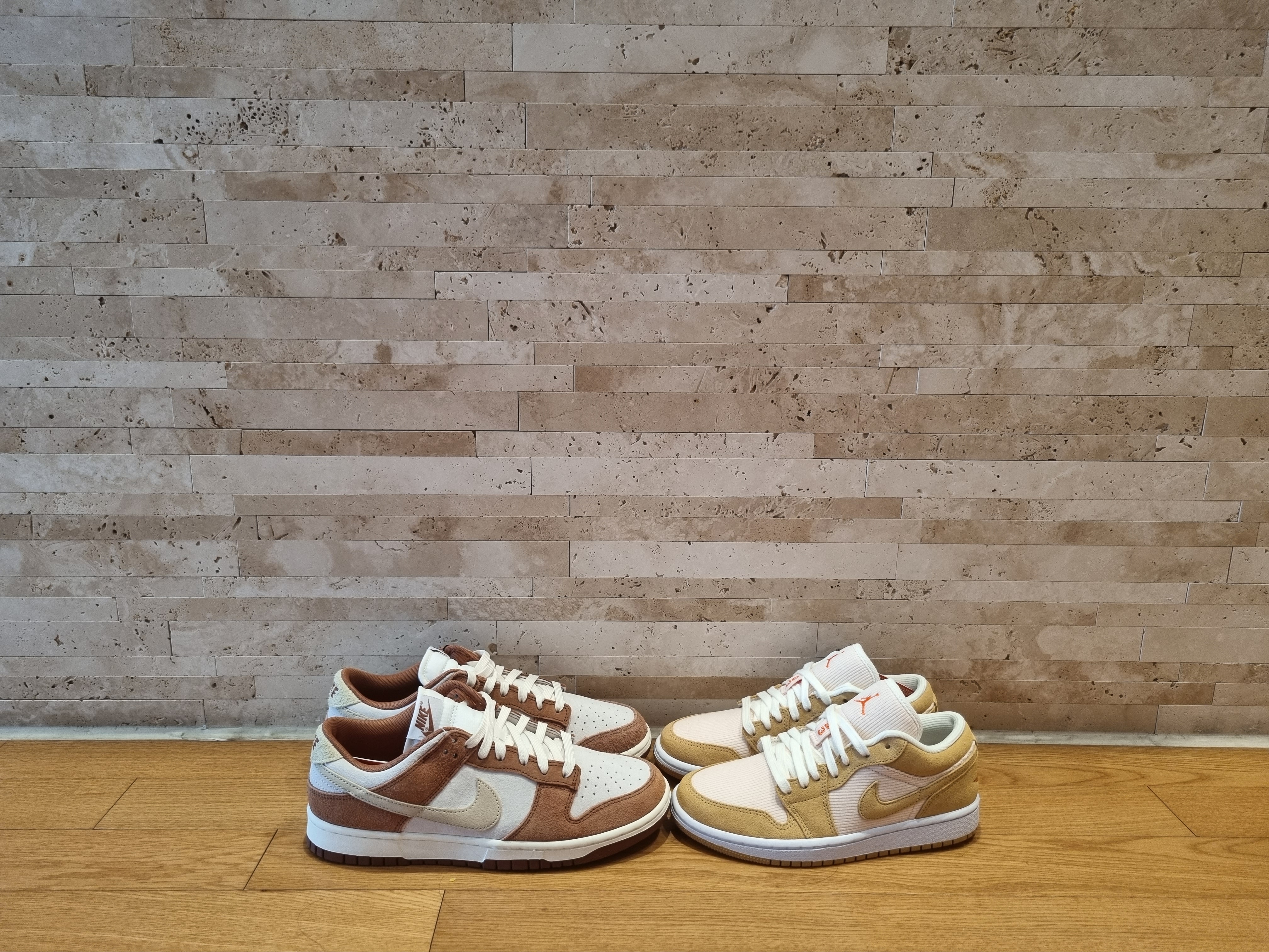 Nike Dunk Low Pro Premium Medium Curry, (W) Jordan 1 Low SE Corduroy Tan 착용 스타일