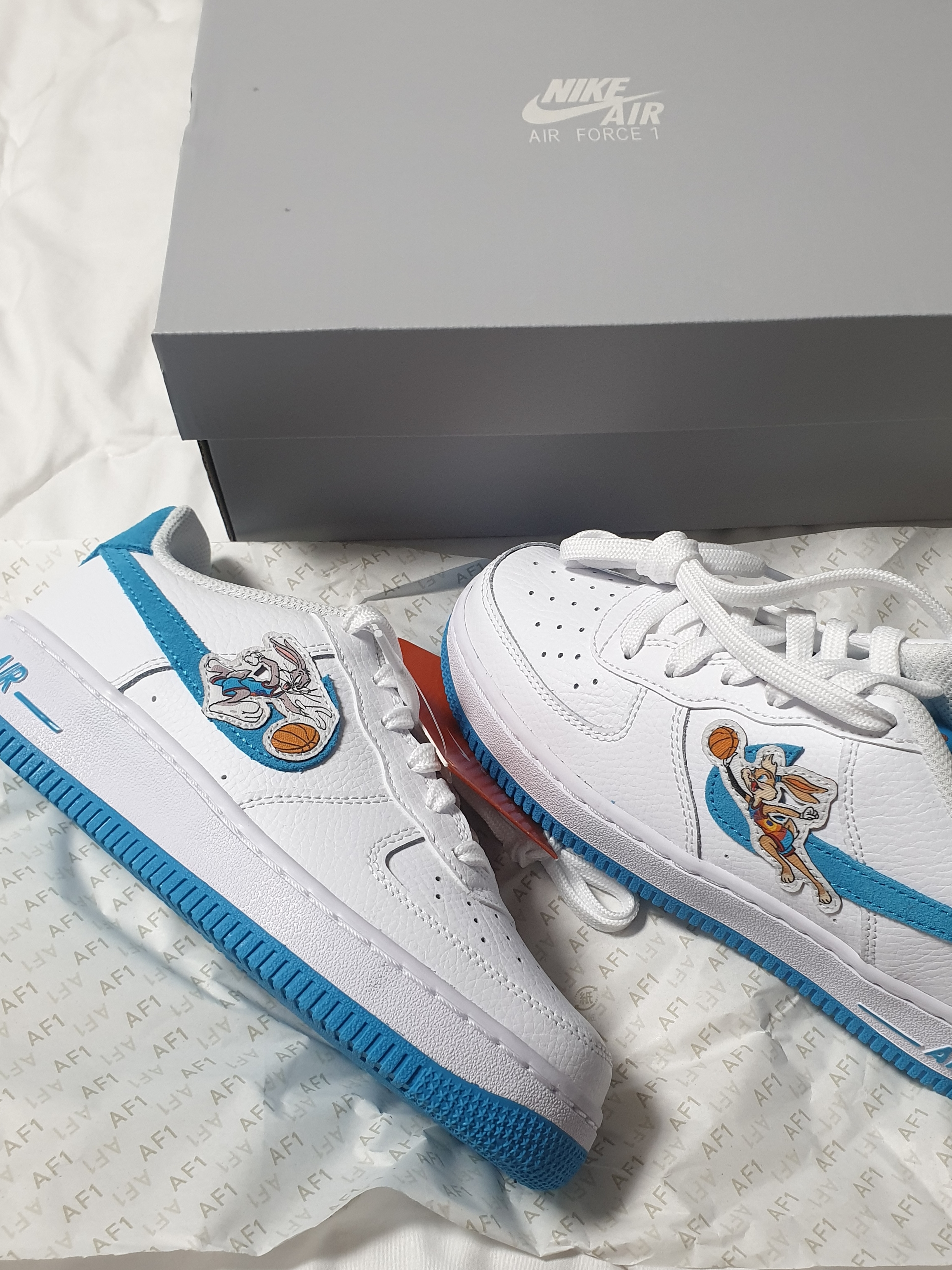 Nike x Space Jam: A New Legacy Air Force 1 '07 Tune Squad, (GS) Nike x Space Jam: A New Legacy Air Force 1 '07 Tune Squad 착용 스타일 - 2