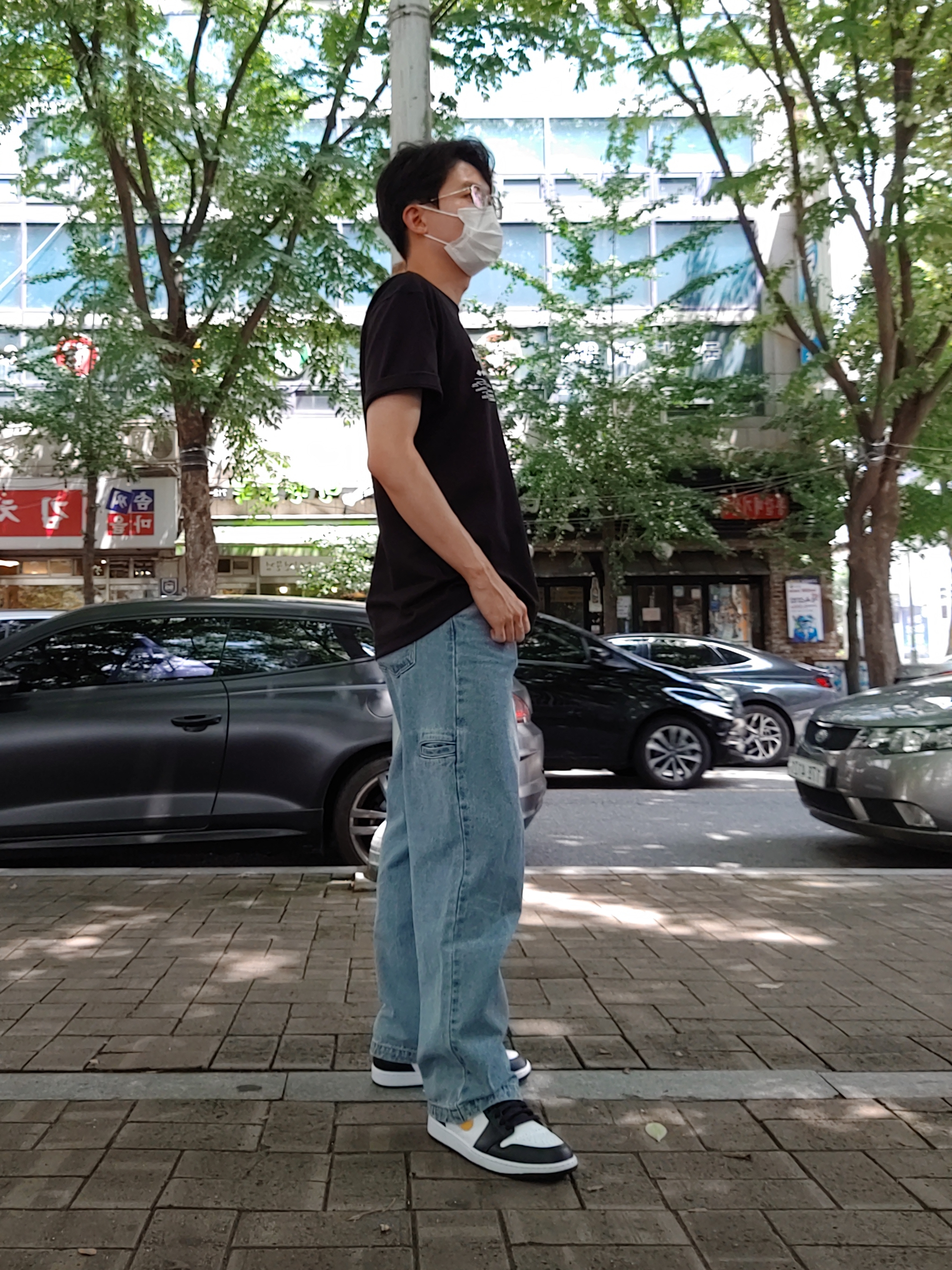 Jordan 1 Mid Pollen 착용 스타일 - 1