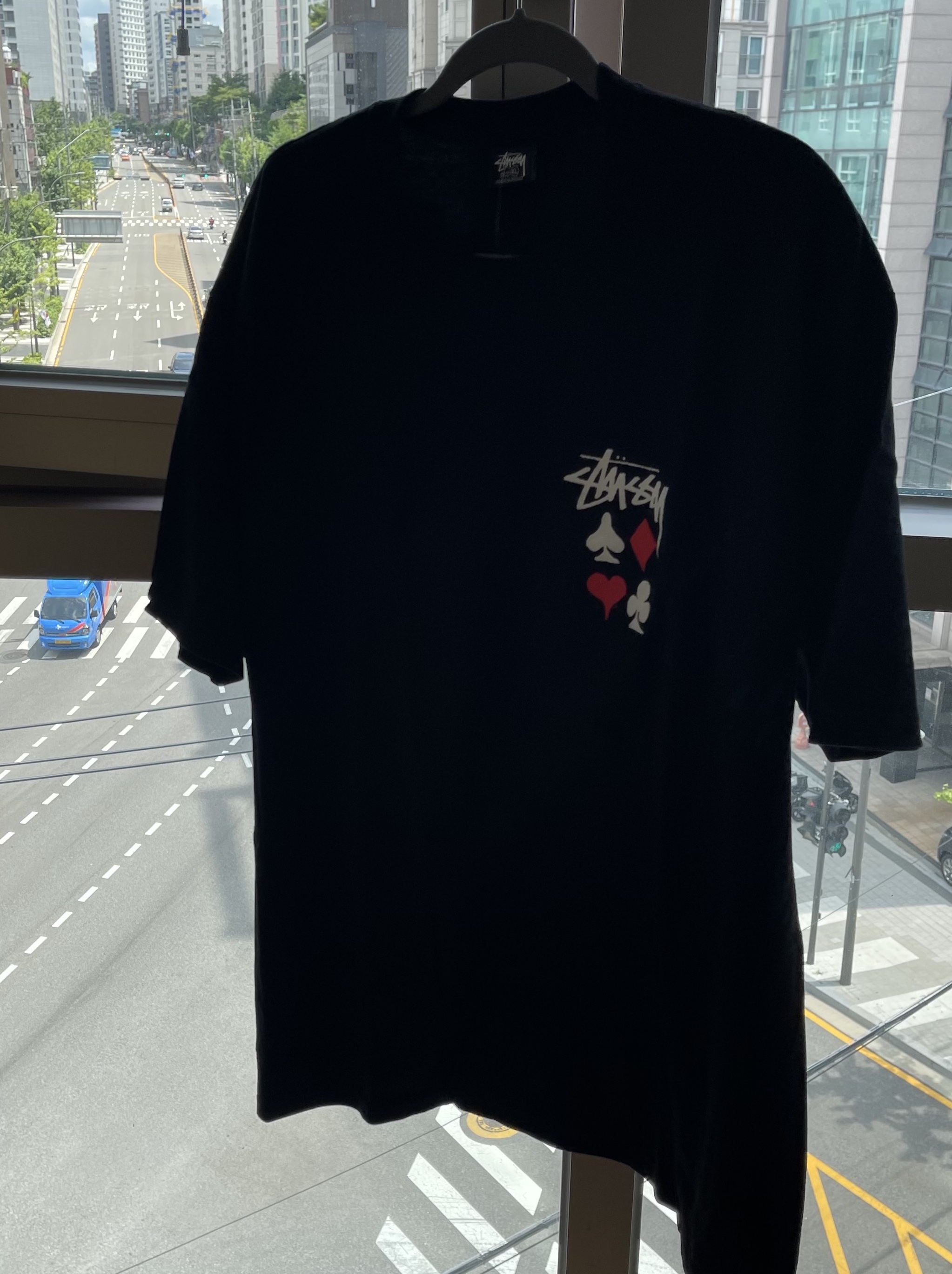 Stussy Full Deck 2 T-Shirt Black 착용 스타일 - 1