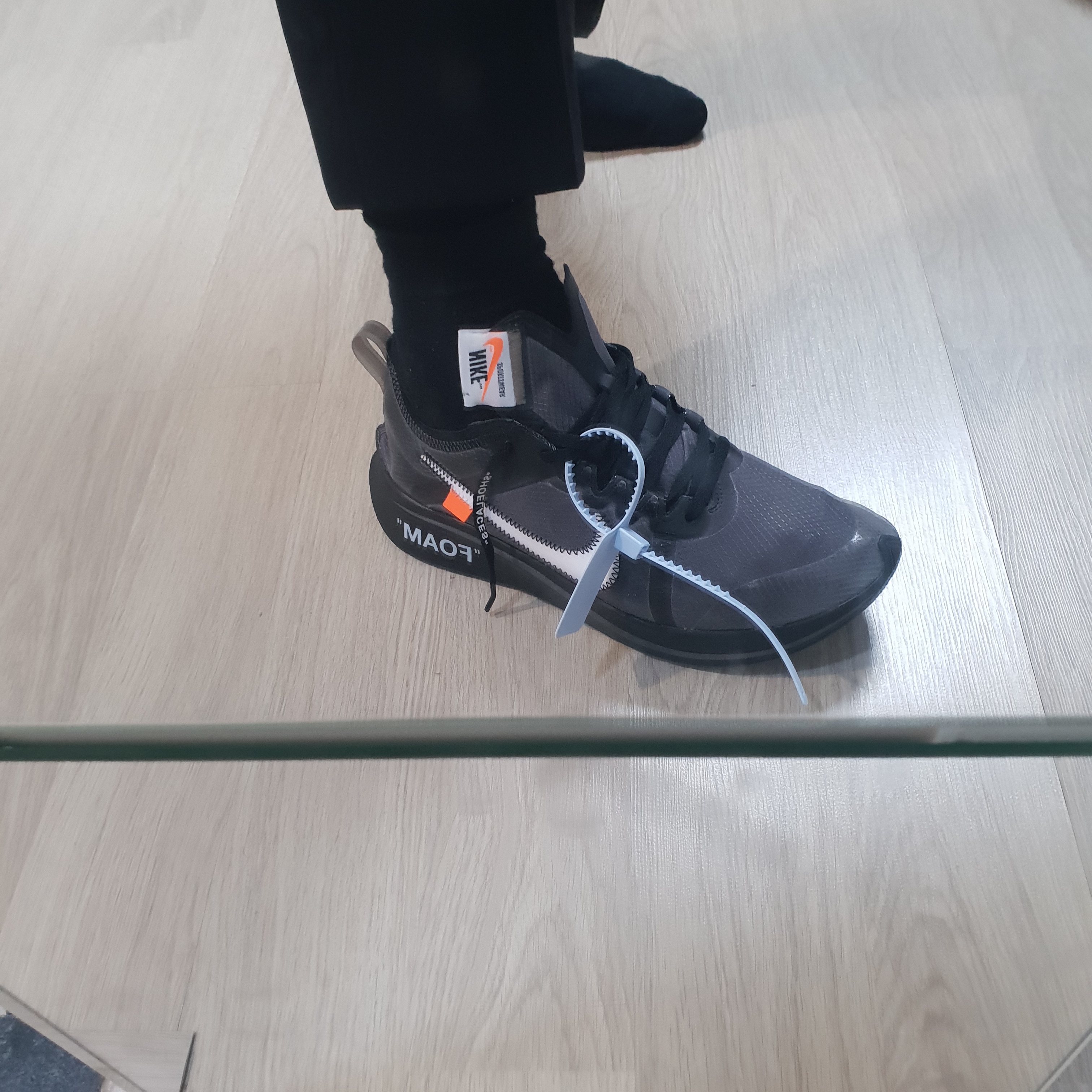 Nike x Off-White Zoom Fly SP Black μ°©μ© μ€νμΌ