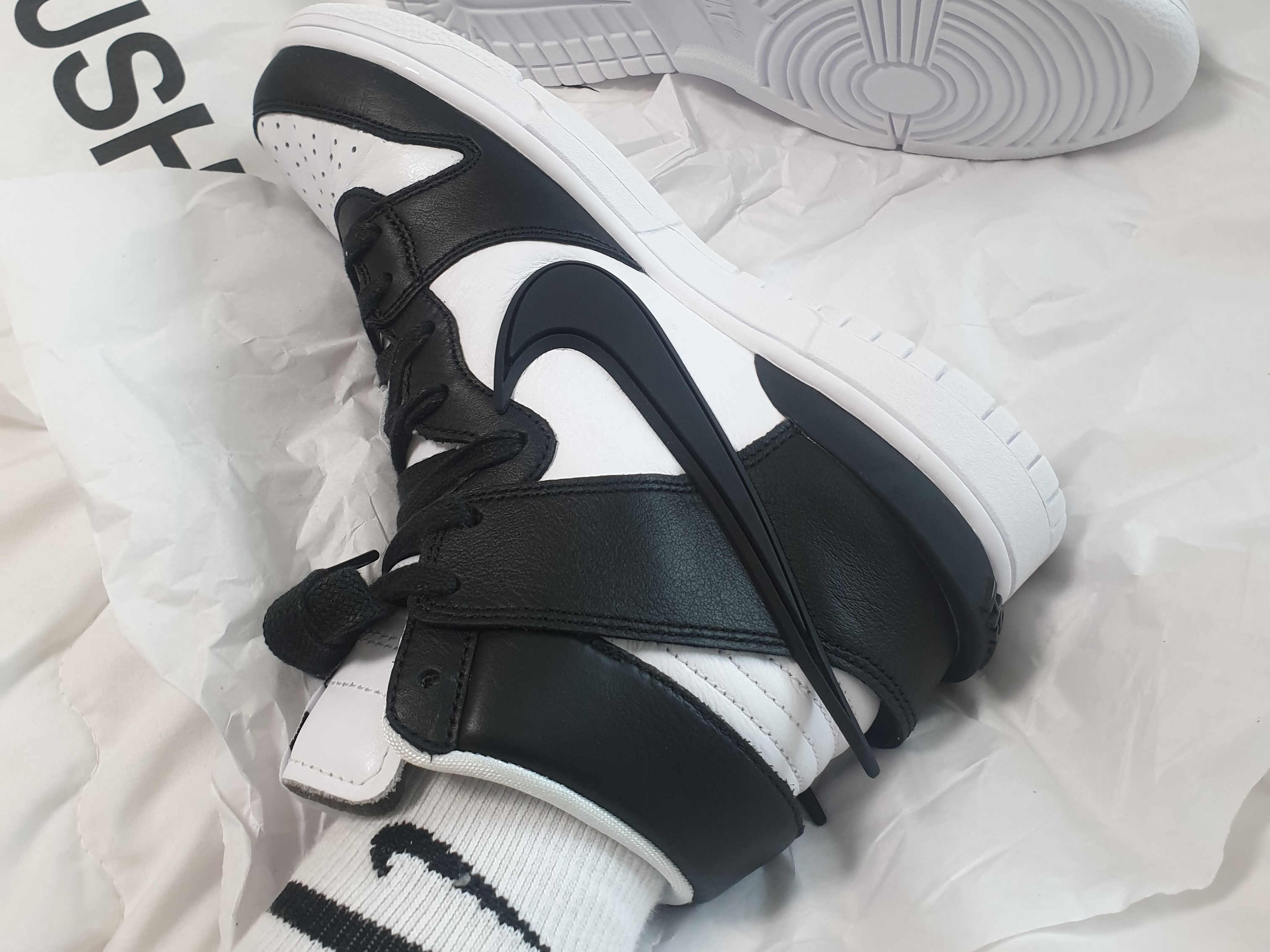 Nike x Ambush Dunk High Black 착용 스타일 - 2
