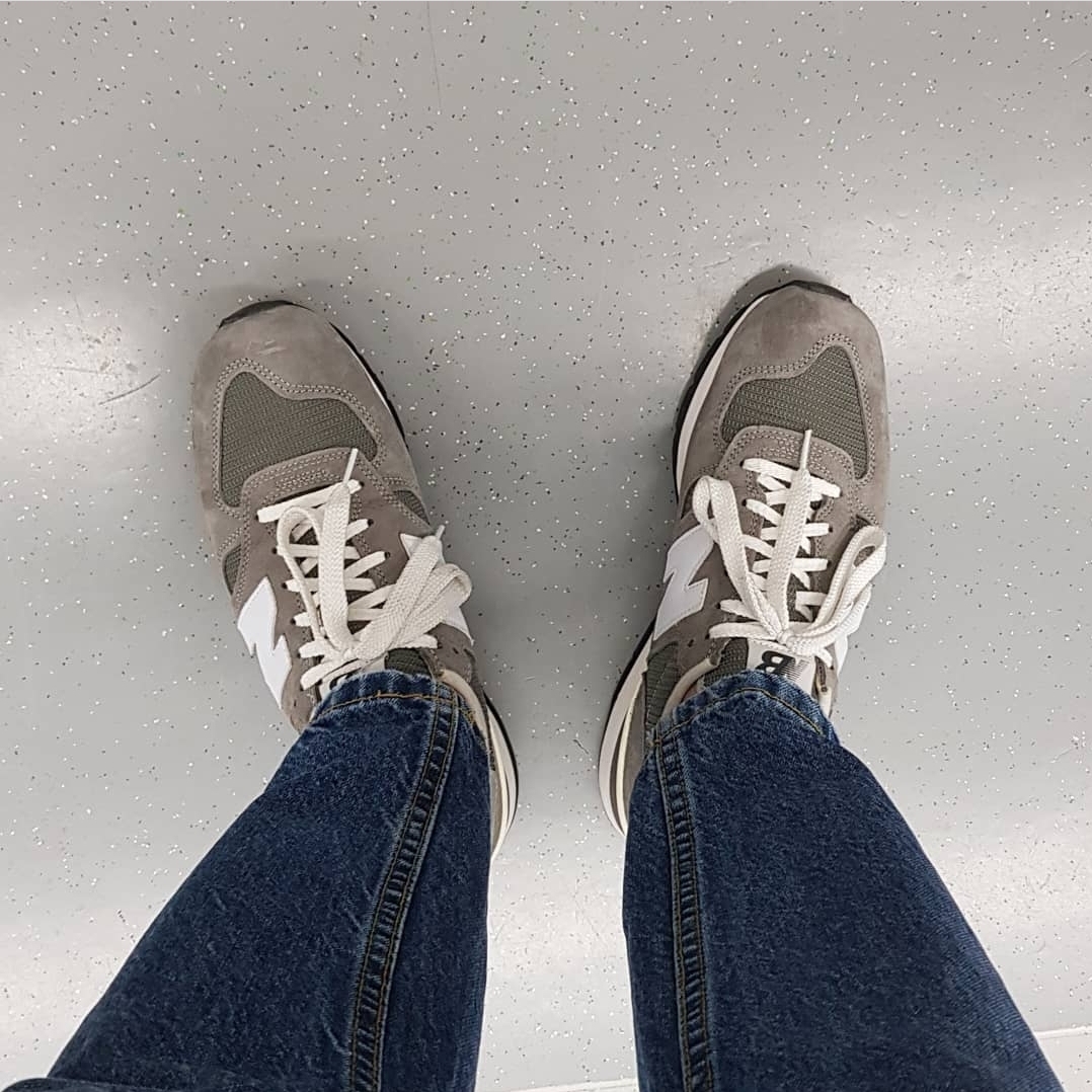 New Balance 990 Made in USA Grey 착용 스타일