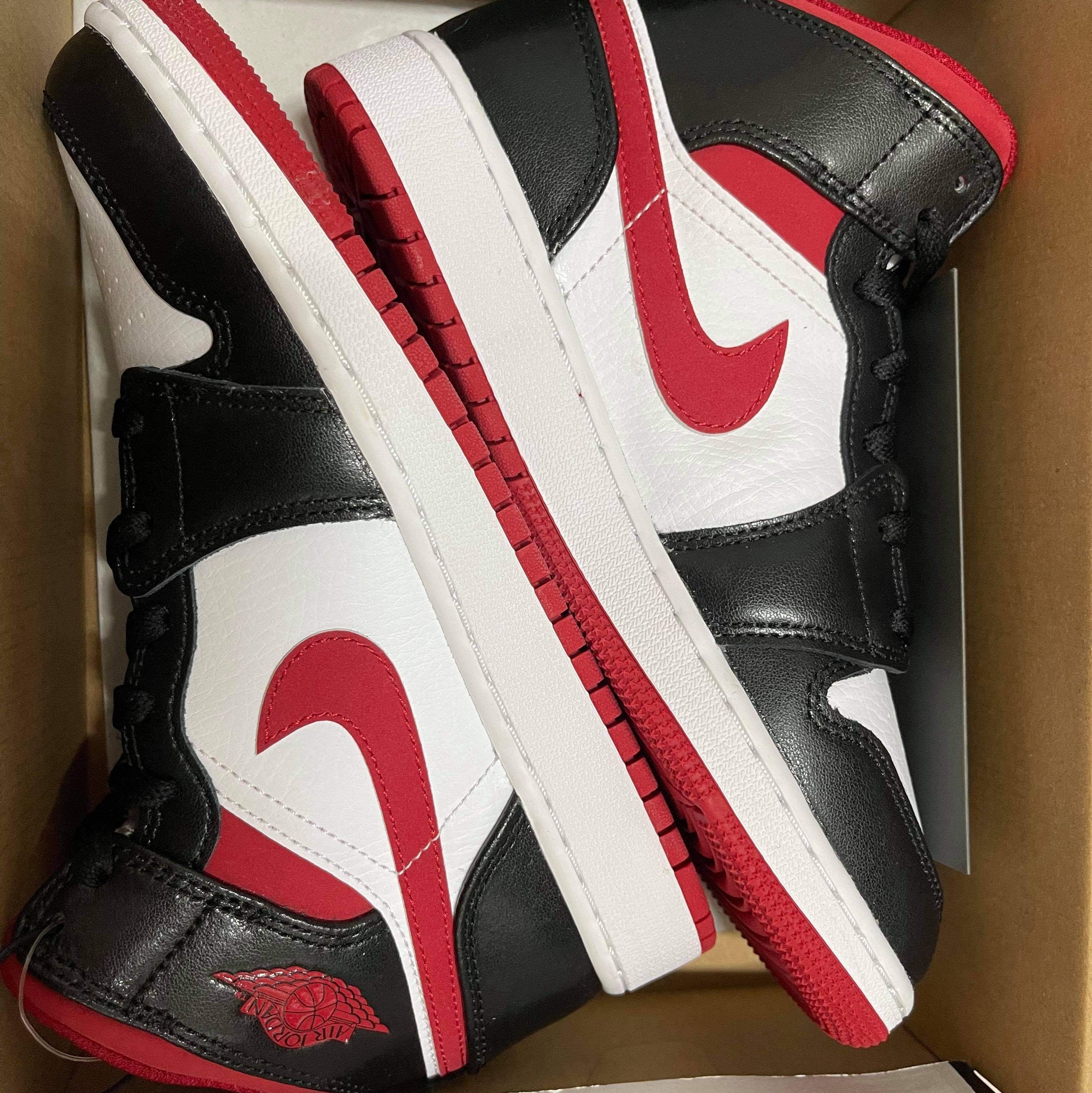 (GS) Jordan 1 Mid Gym Red Black White 착용 스타일