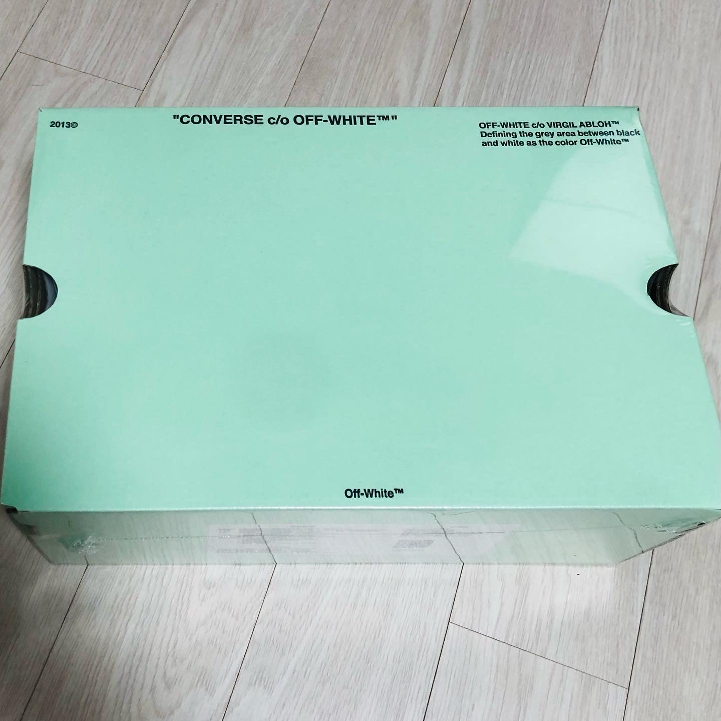 Converse x Off-White Chuck 70 High V2 2021 착용 스타일 - 3