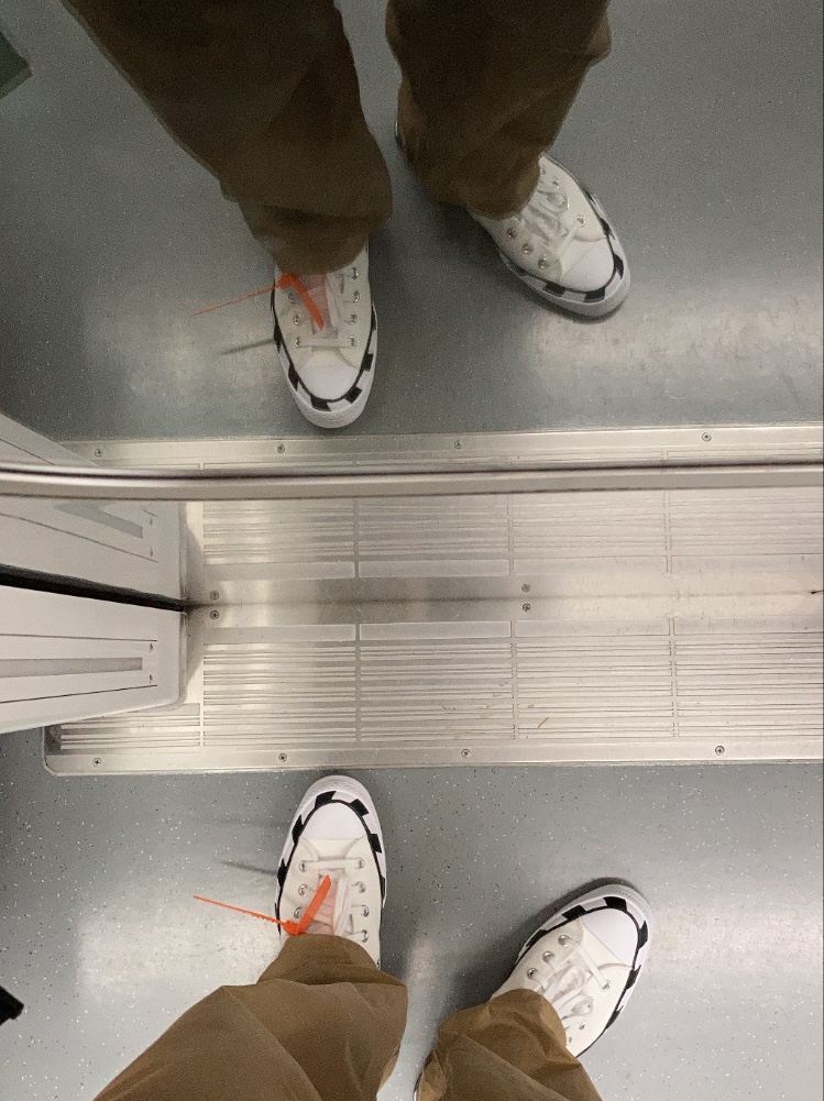 Converse x Off-White Chuck 70 High V2 2021 착용 스타일