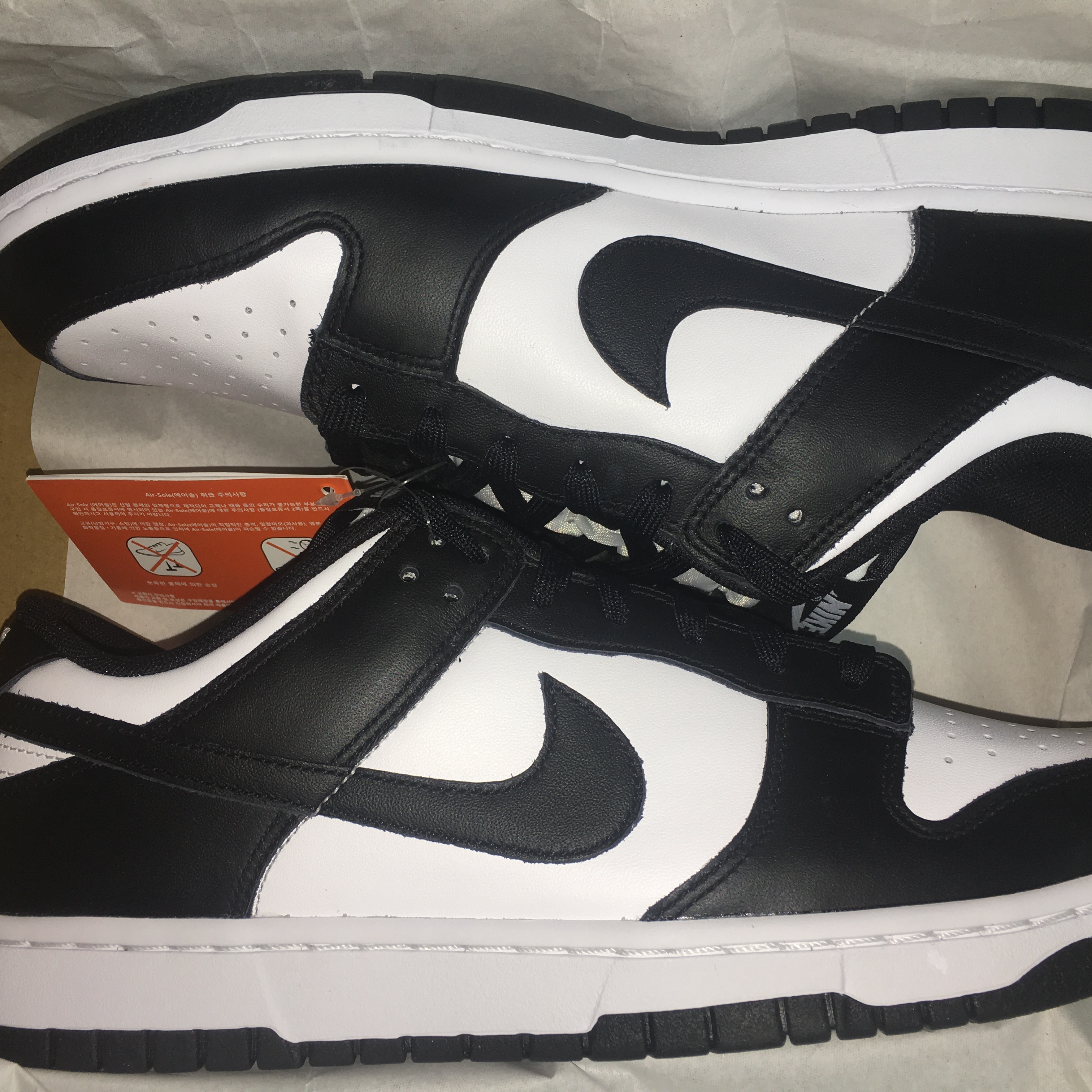 Nike Dunk Low Retro Black 착용 스타일