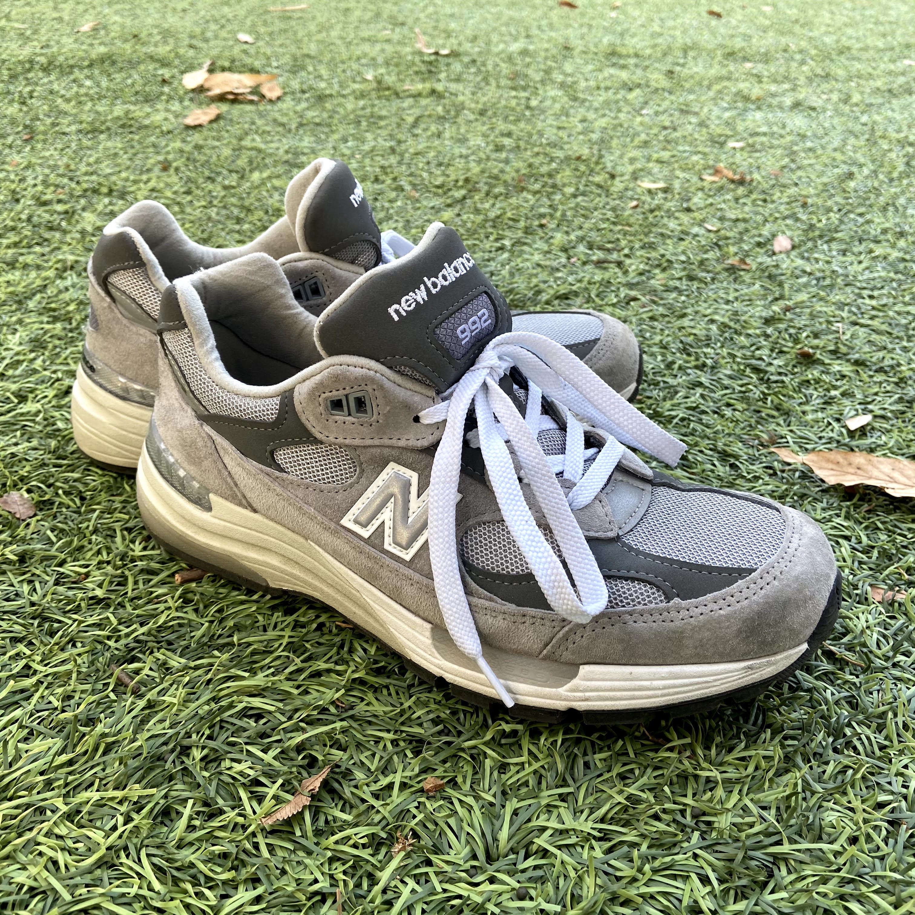 New Balance 992 Made in USA Grey - D Standard 착용 스타일 - 2