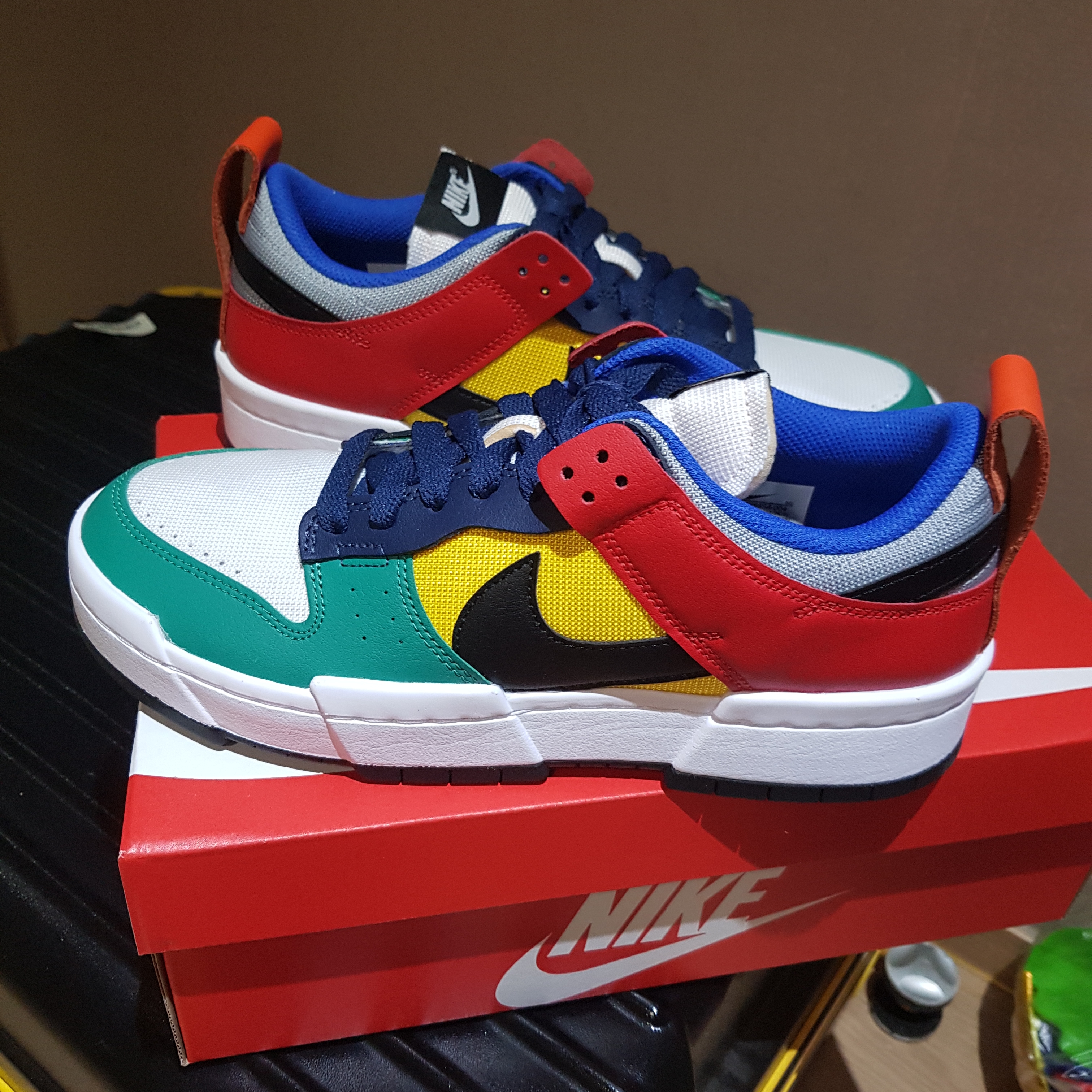 (W) Nike Dunk Low Disrupt Multi-Color 착용 스타일
