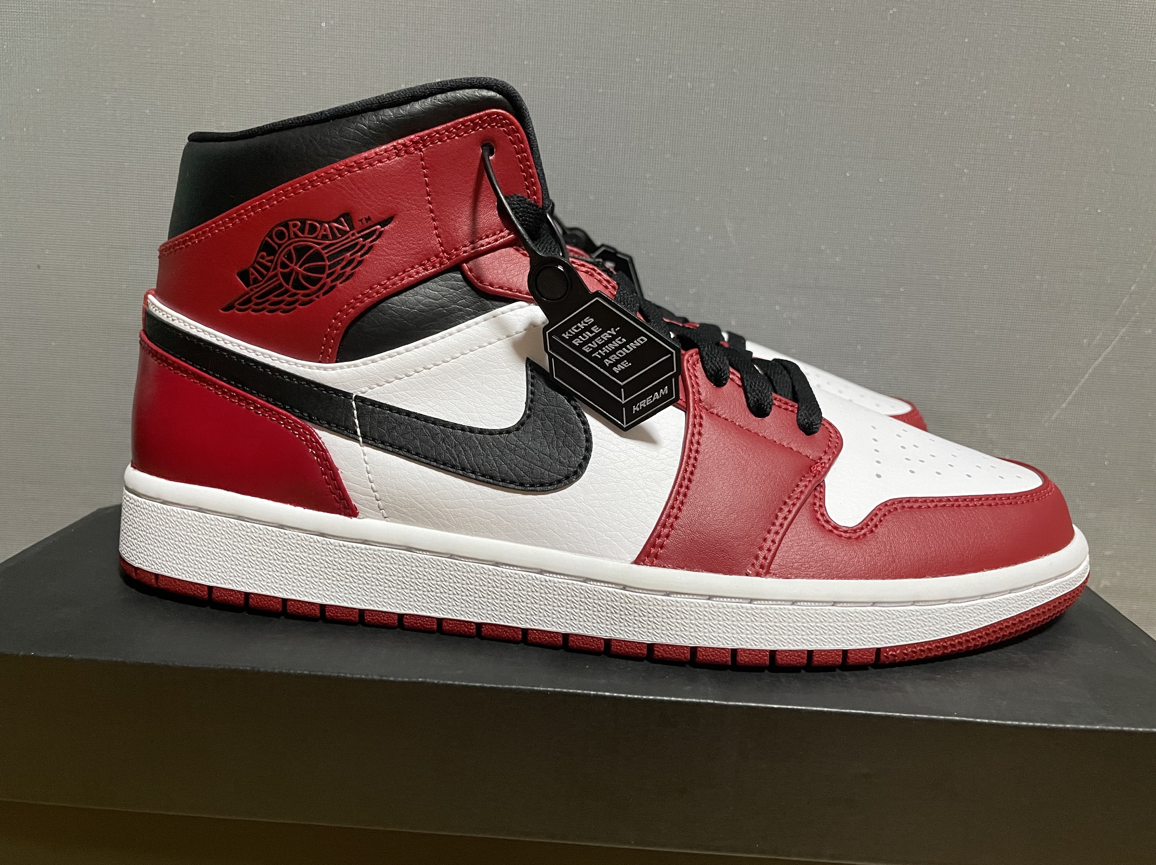 Jordan 1 Mid Chicago 2020 착용 스타일