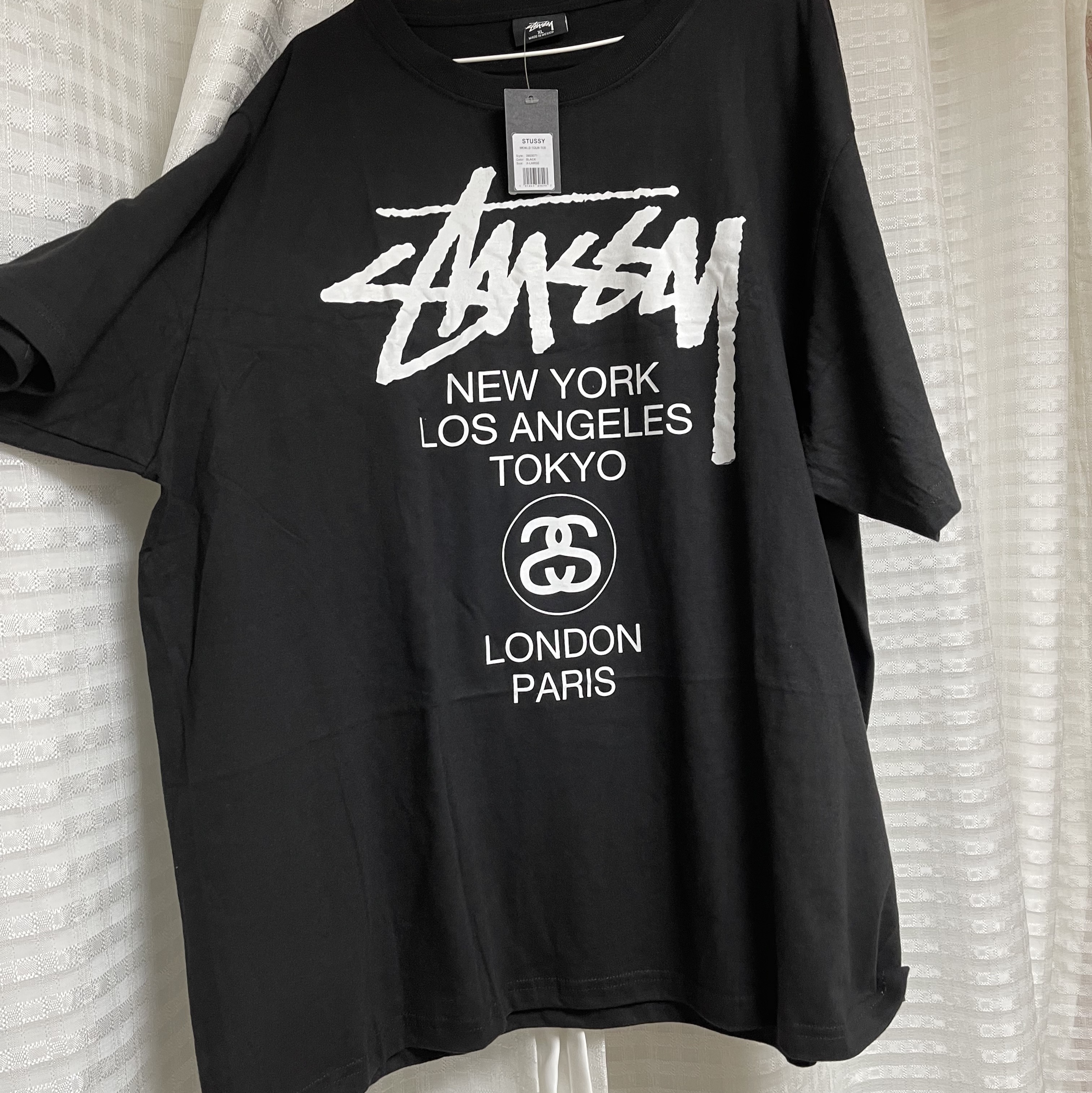 Stussy World Tour T-Shirt Black 착용 스타일