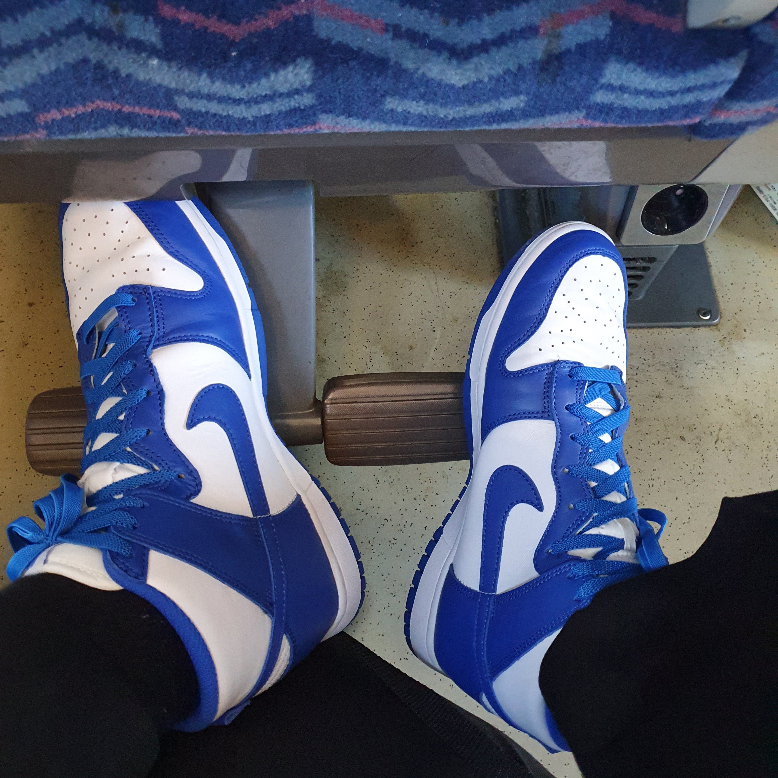 Nike Dunk High Retro Game Royal 착용 스타일