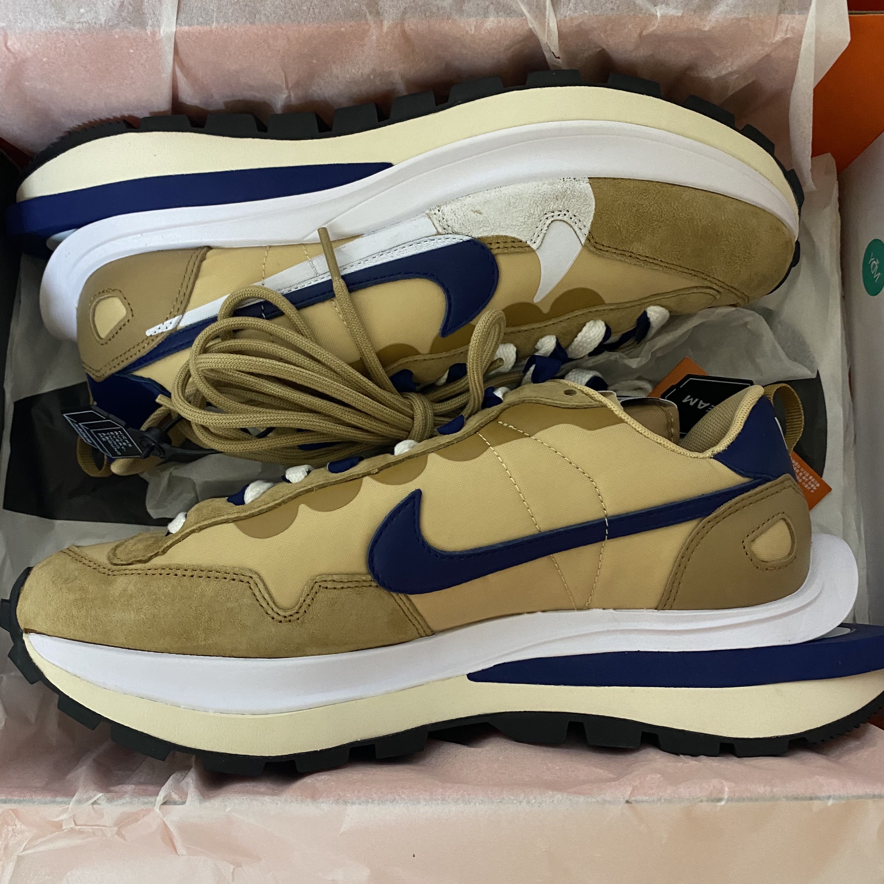 Nike x Sacai VaporWaffle Sesame and Blue Void 착용 스타일 - 1