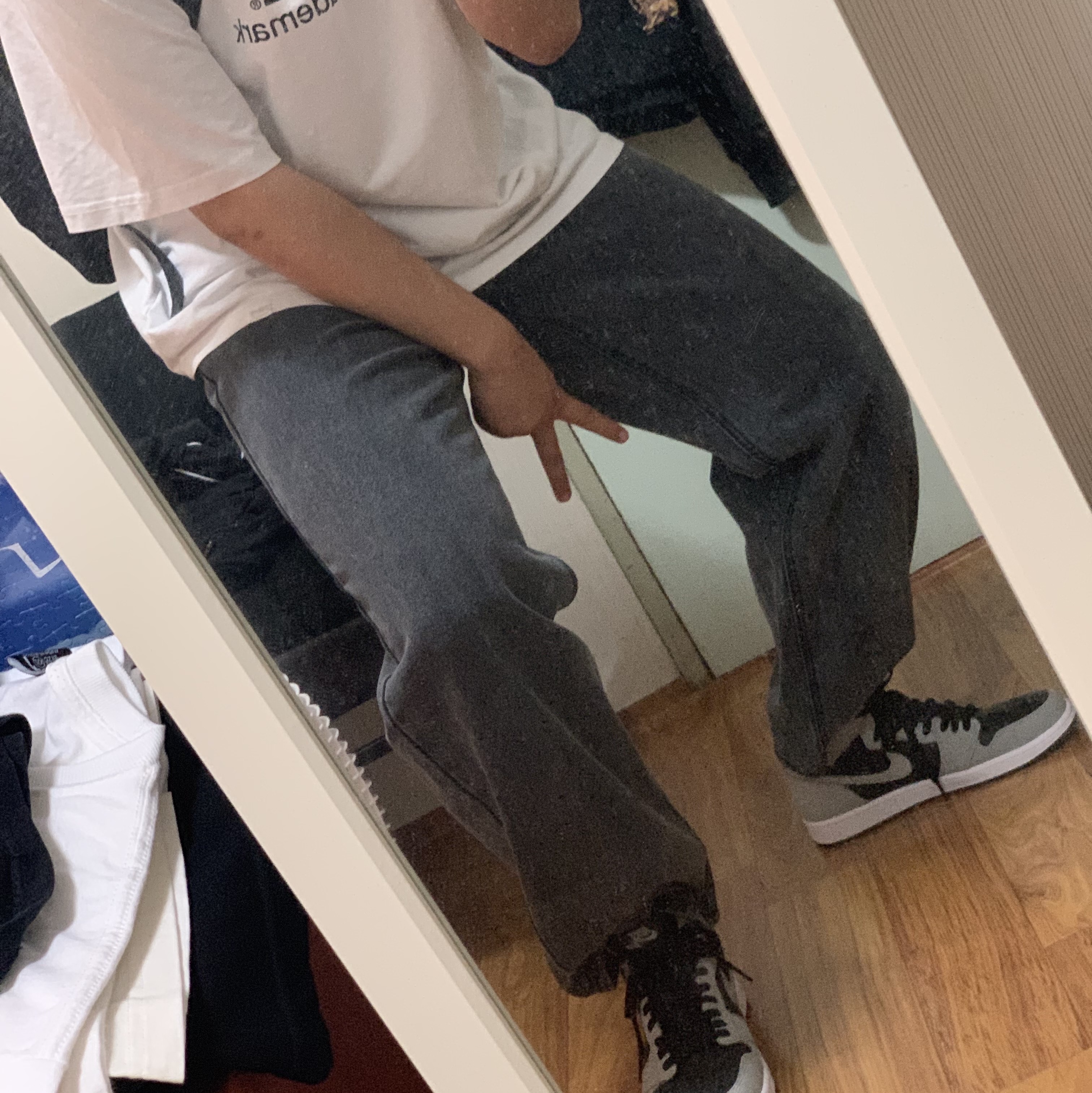Jordan 1 Retro High OG Shadow 2.0 착용 스타일 - 2