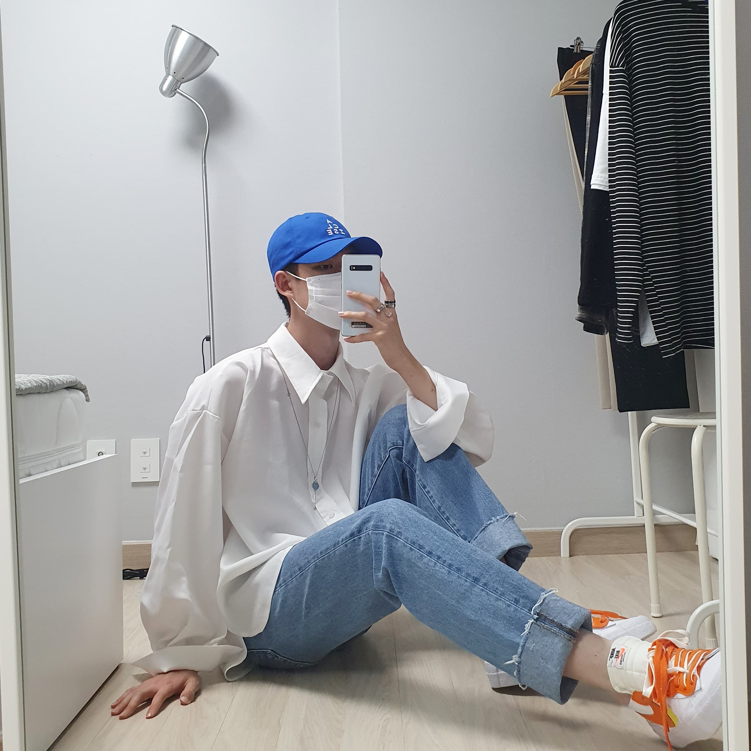 Nike x Sacai Blazer Low Magma Orange 착용 스타일