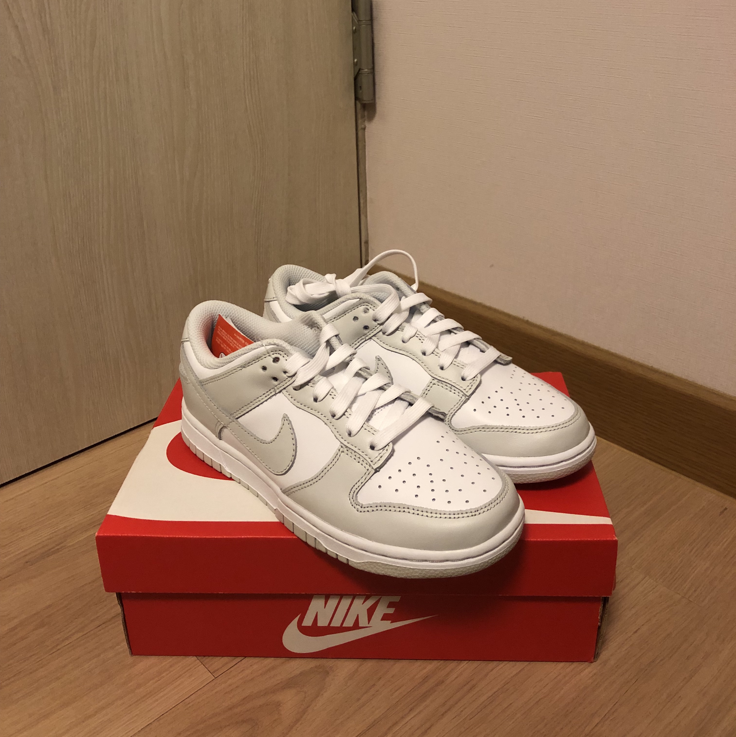 (W) Nike Dunk Low Photon Dust 착용 스타일 - 2