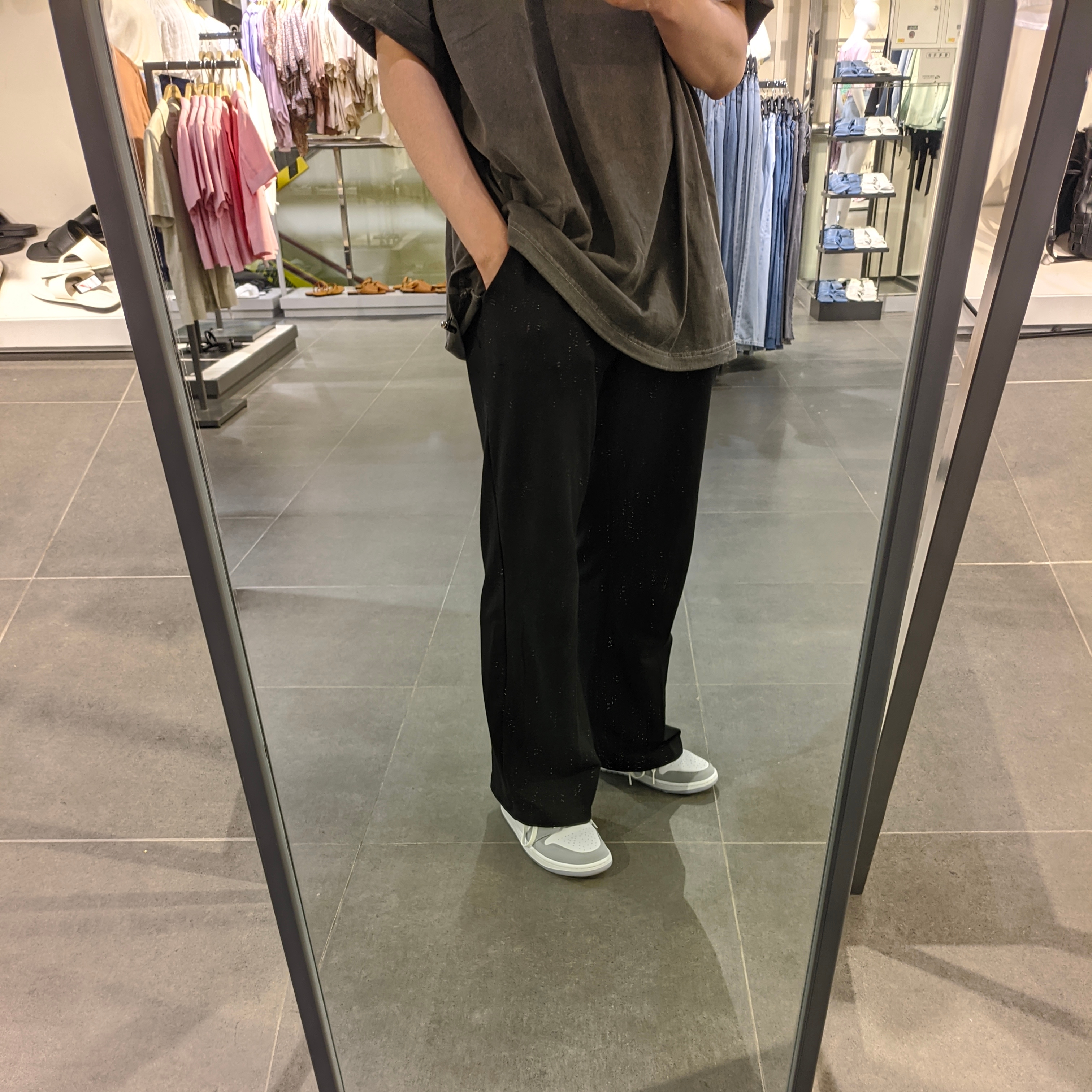 (W) Jordan 1 Mid Wolf Grey 착용 스타일 - 2