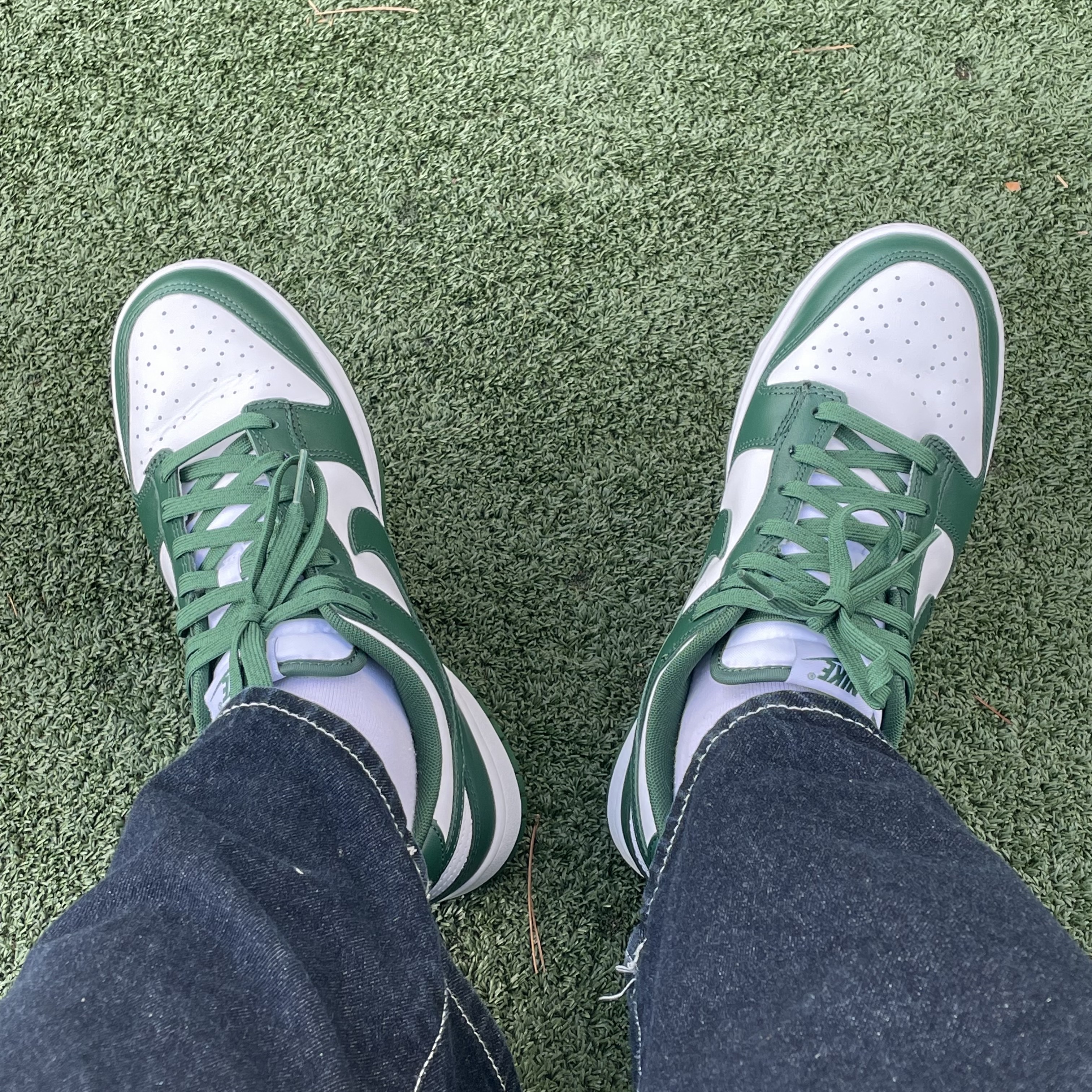 Nike Dunk Low Retro Varsity Green 착용 스타일