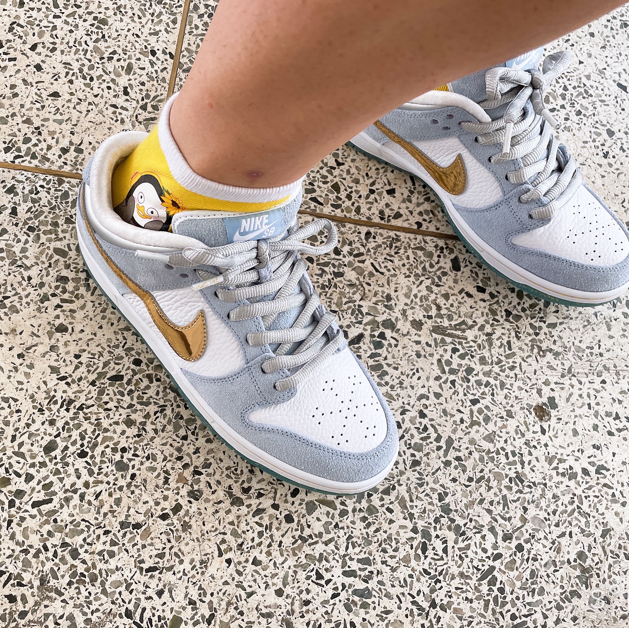 Nike x Sean Cliver SB Dunk Low Holiday Special 착용 스타일