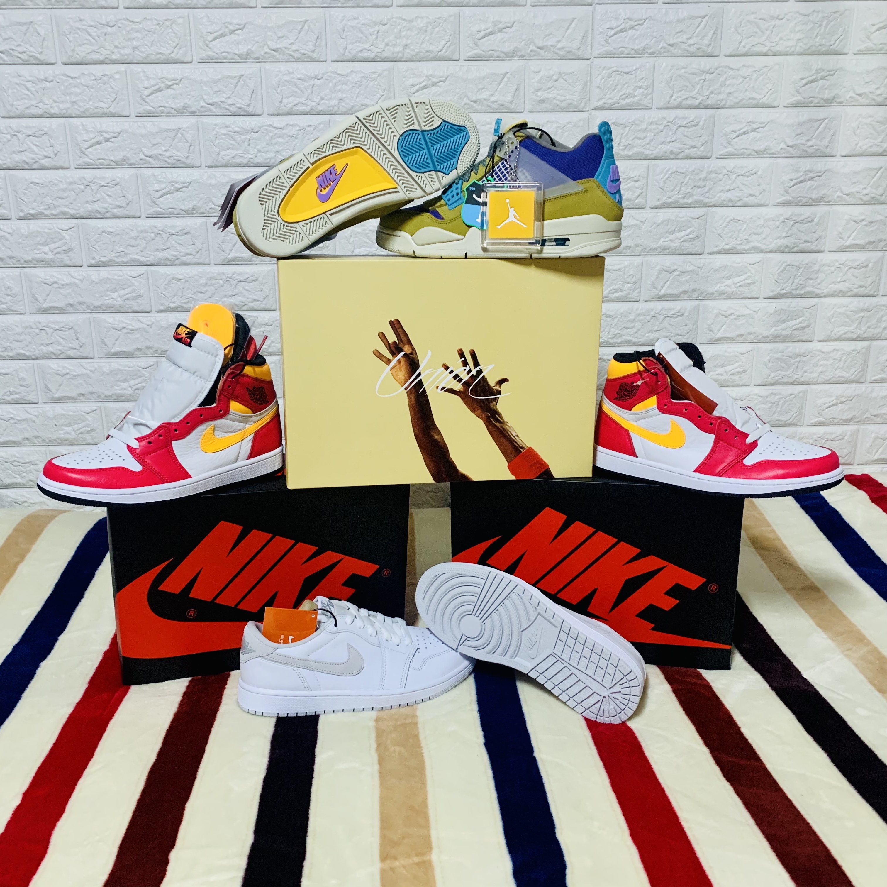 Jordan 4 x Union Retro SP Desert Moss, Jordan 1 Retro High OG Light Fusion Red 착용 스타일