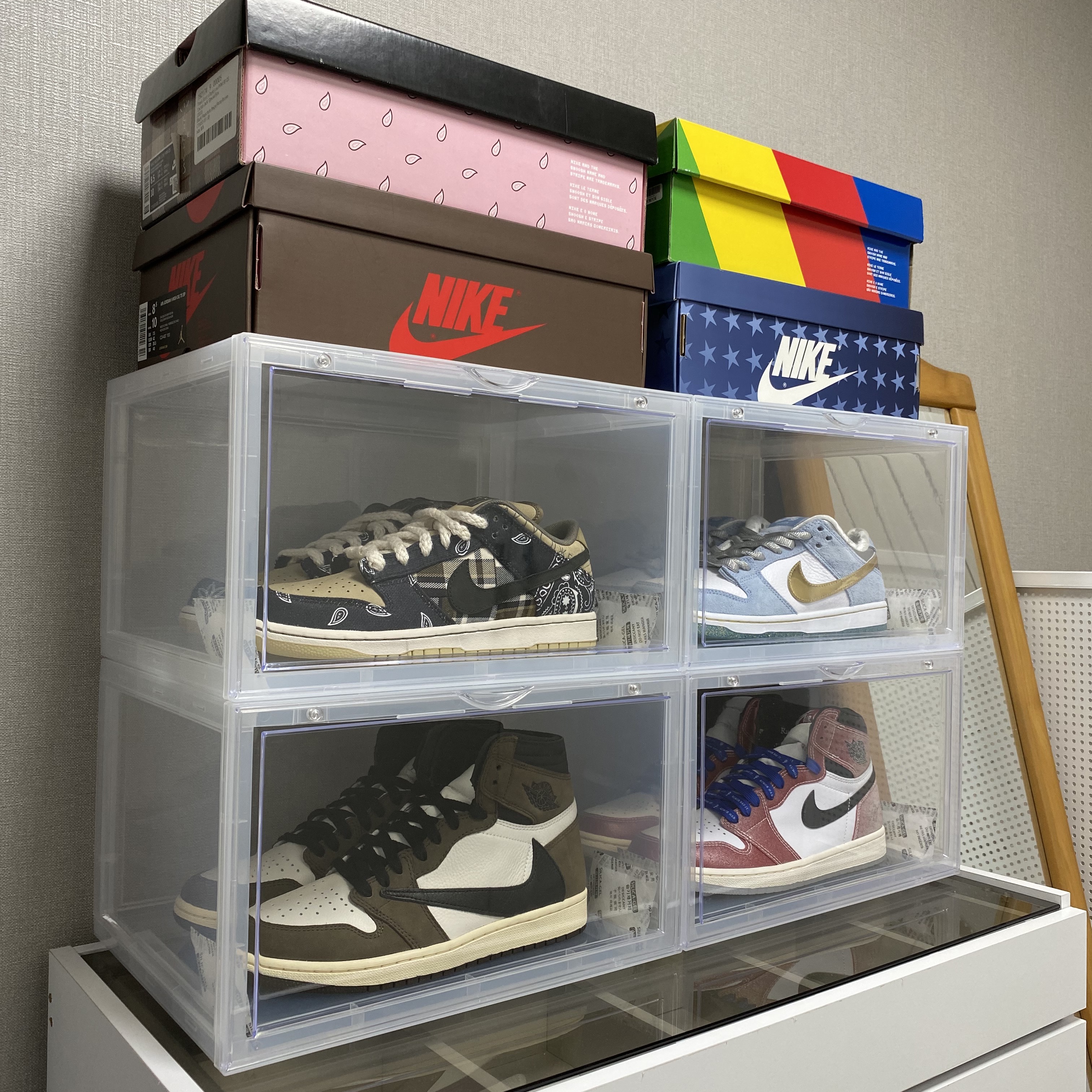 Nike x Travis Scott SB Dunk Low (Special Box), Jordan 1 x Travis Scott Retro High OG SP Mocha 착용 스타일