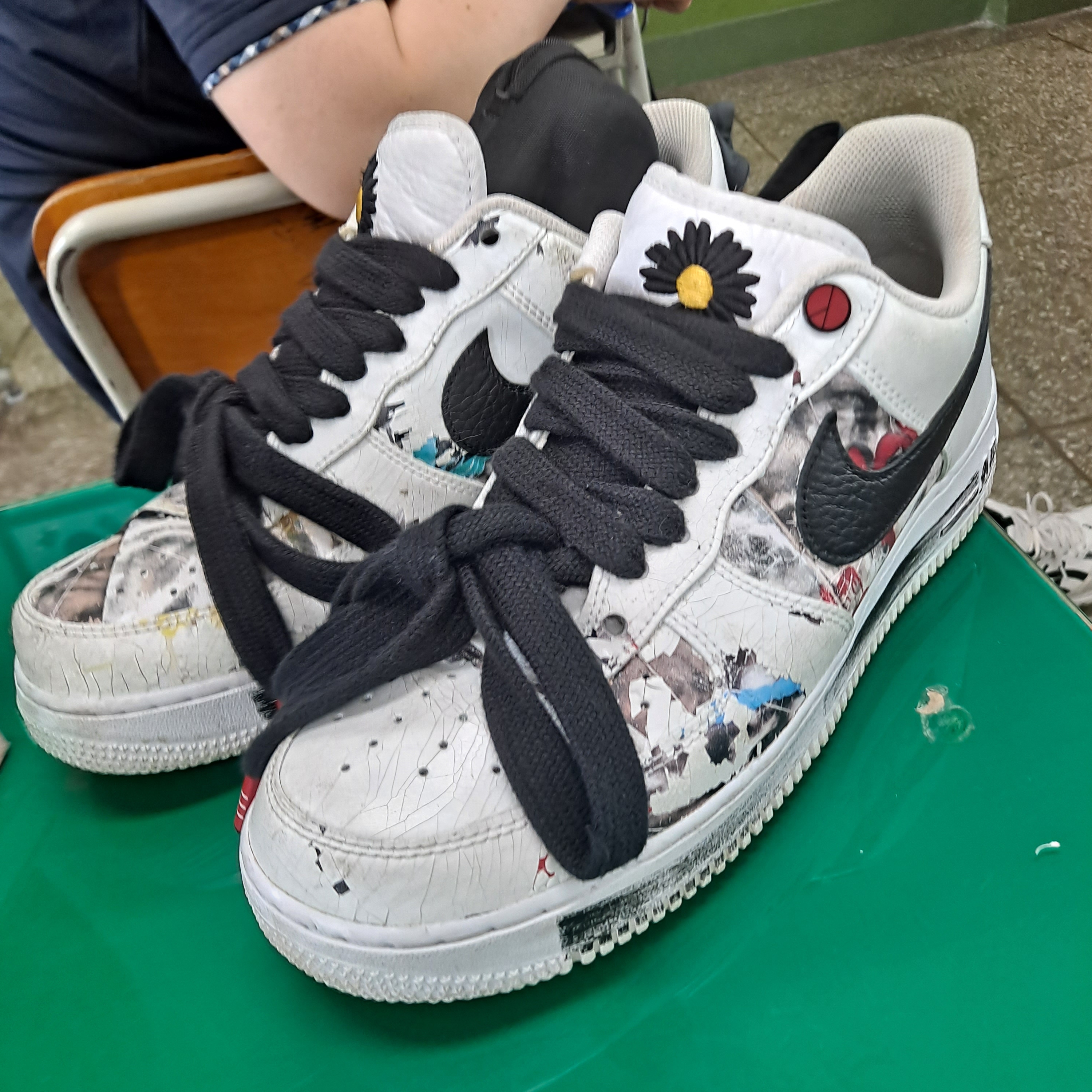 Nike x Peaceminusone Air Force 1 Low Para-Noise 2.0 착용 스타일