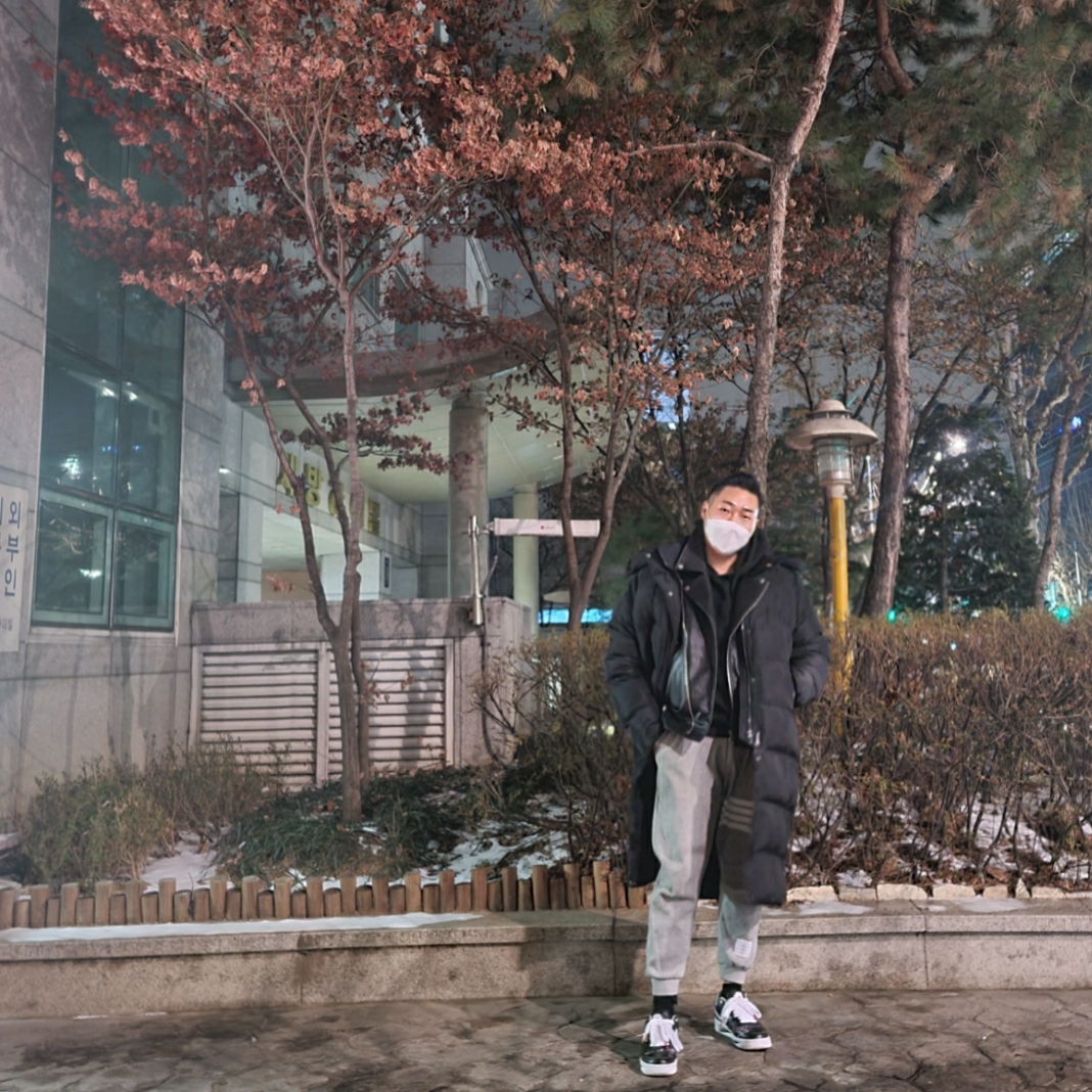 Nike x Peaceminusone Air Force 1 Low Para-Noise 착용 스타일