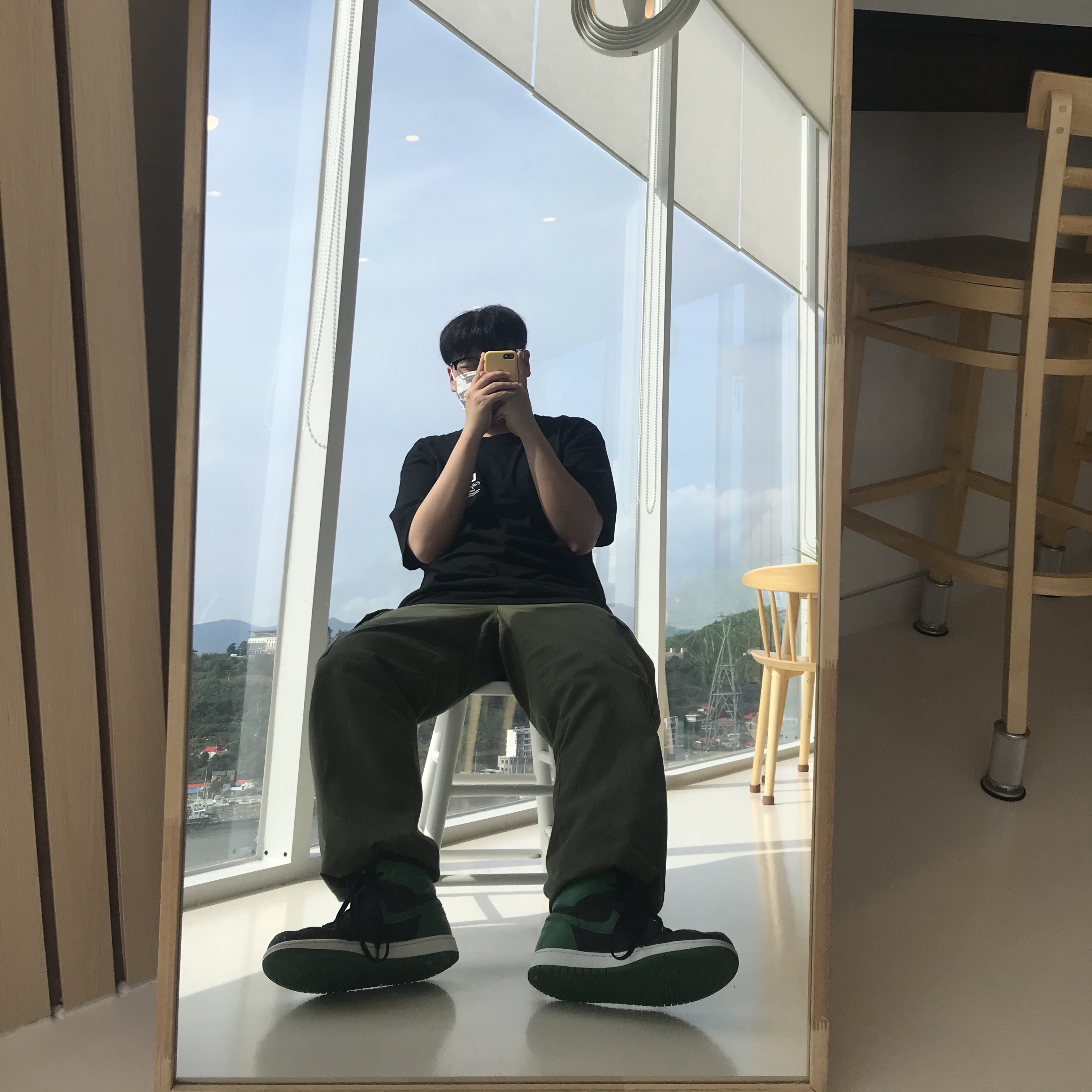 Jordan 1 Retro High OG Pine Green Black 착용 스타일