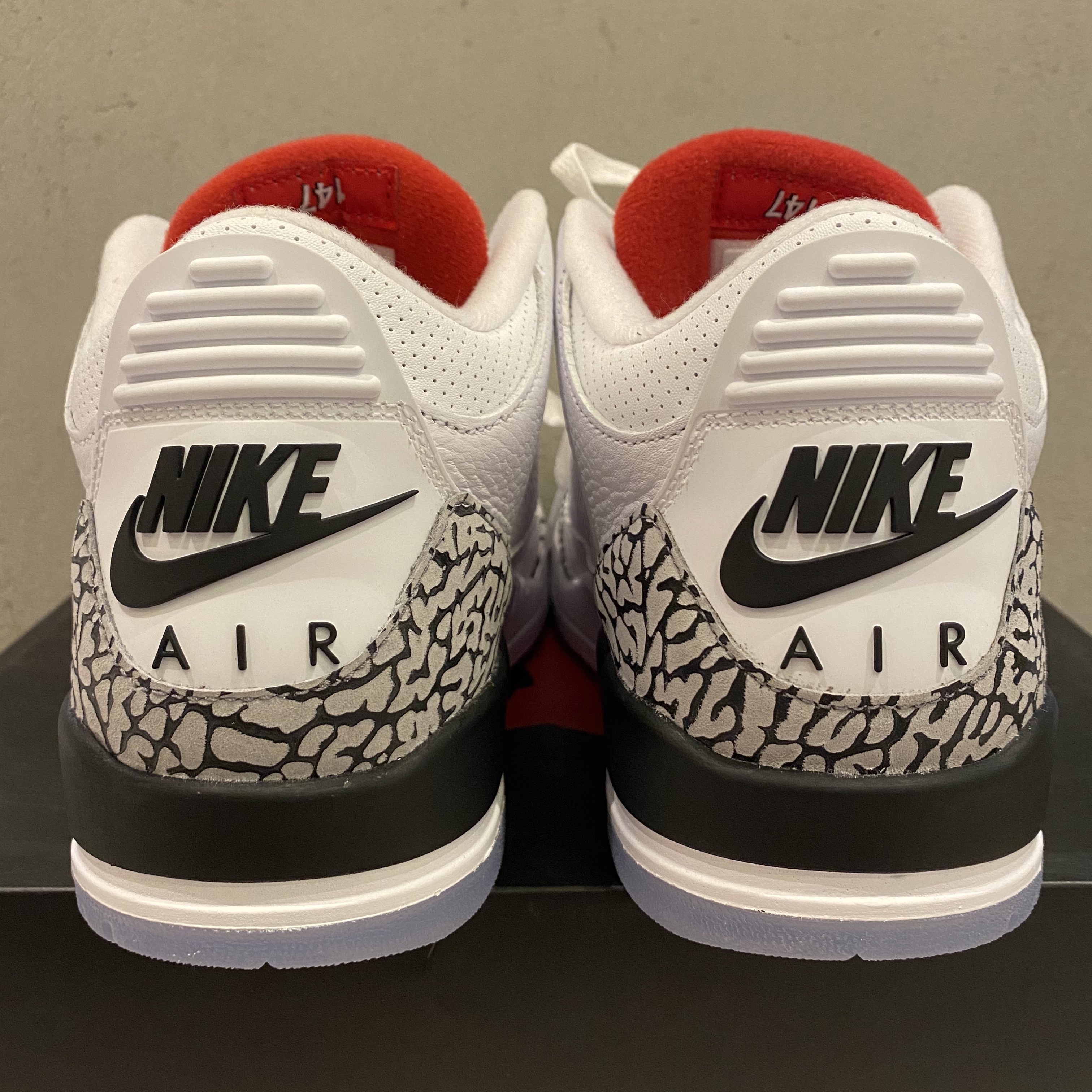 Jordan 3 Retro Free Throw Line White Cement 착용 스타일 - 1