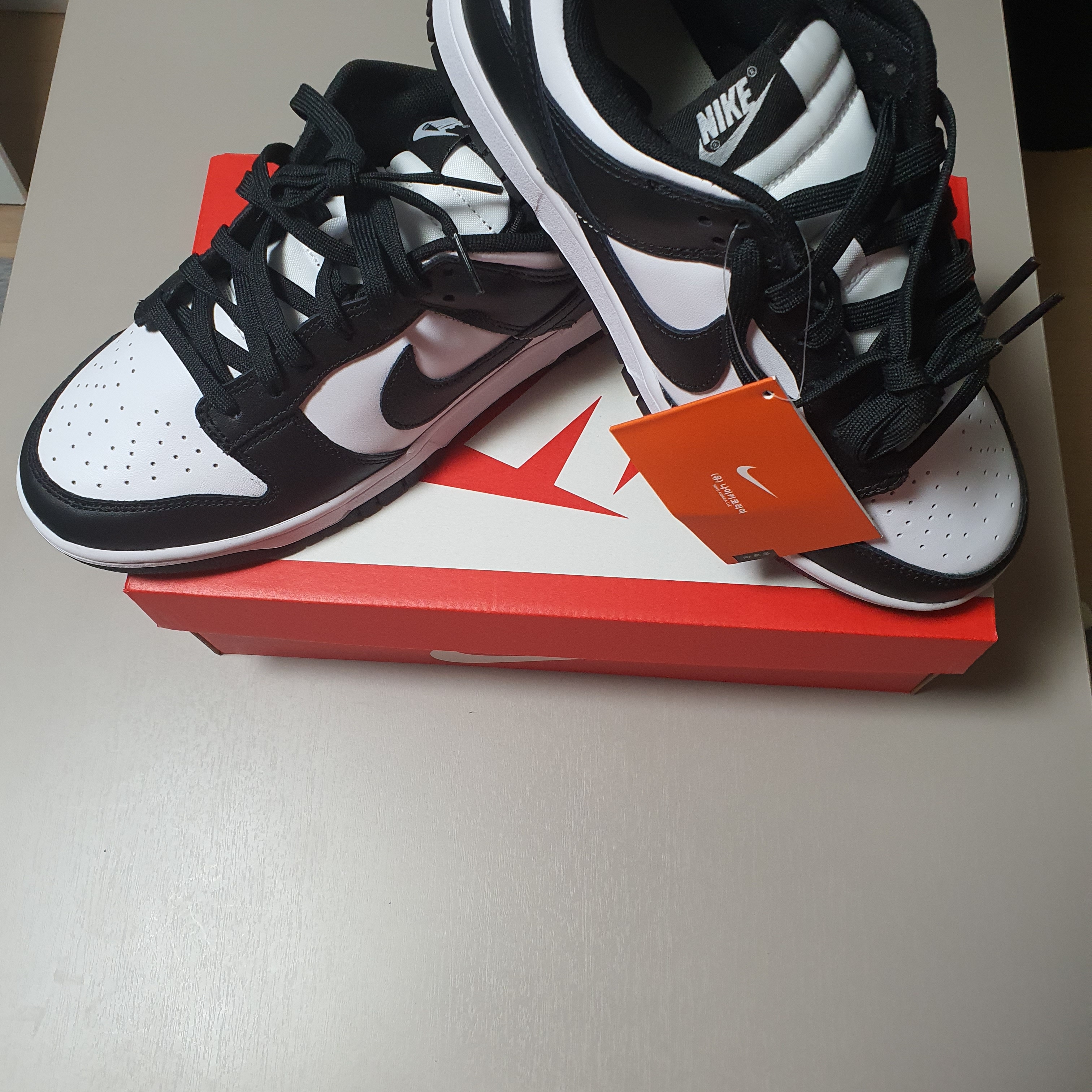 Nike Dunk Low Retro Black, Nike NRG Bucket Hat Black 착용 스타일 - 4
