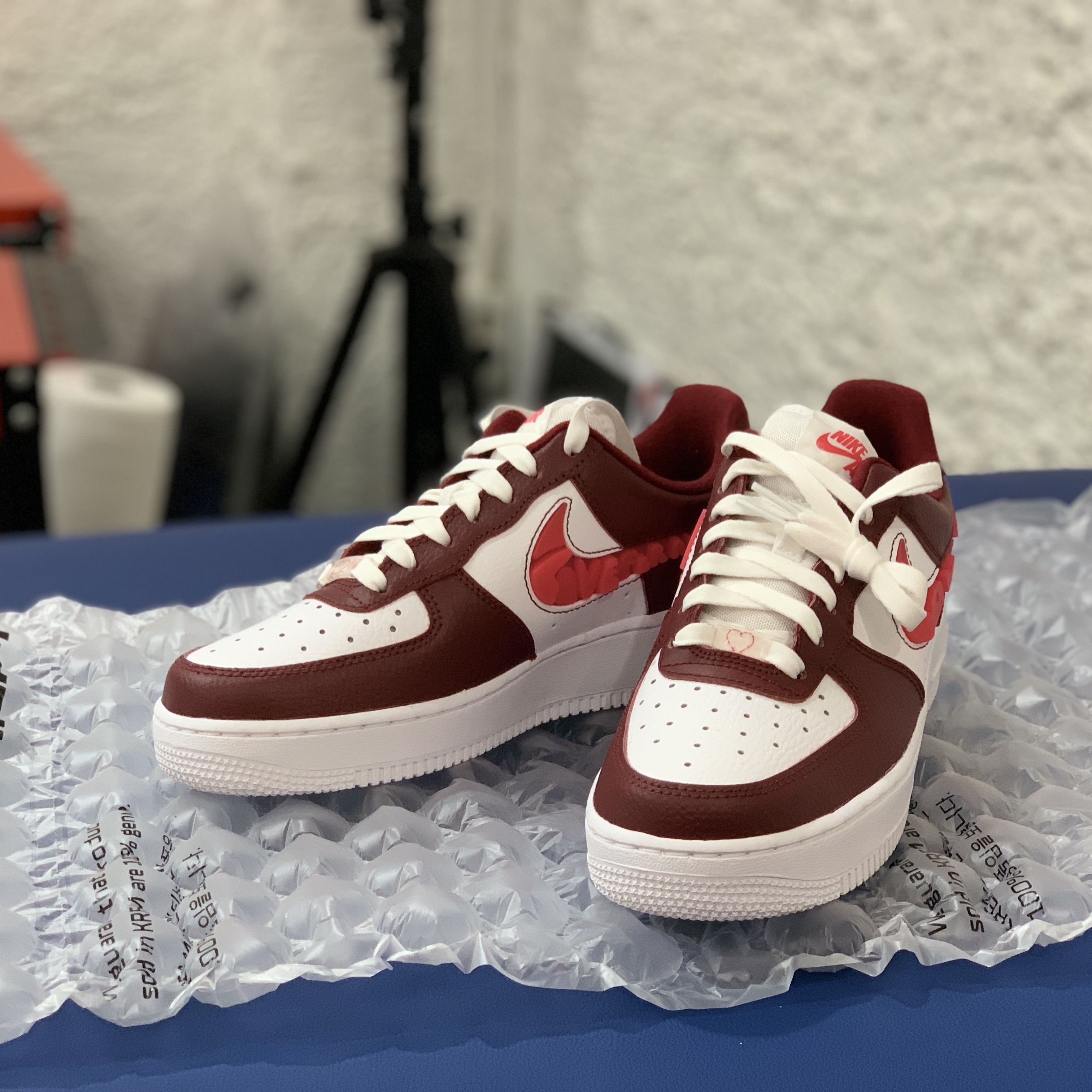 (W) Nike Air Force 1 '07 SE Low Love for All 착용 스타일 - 1