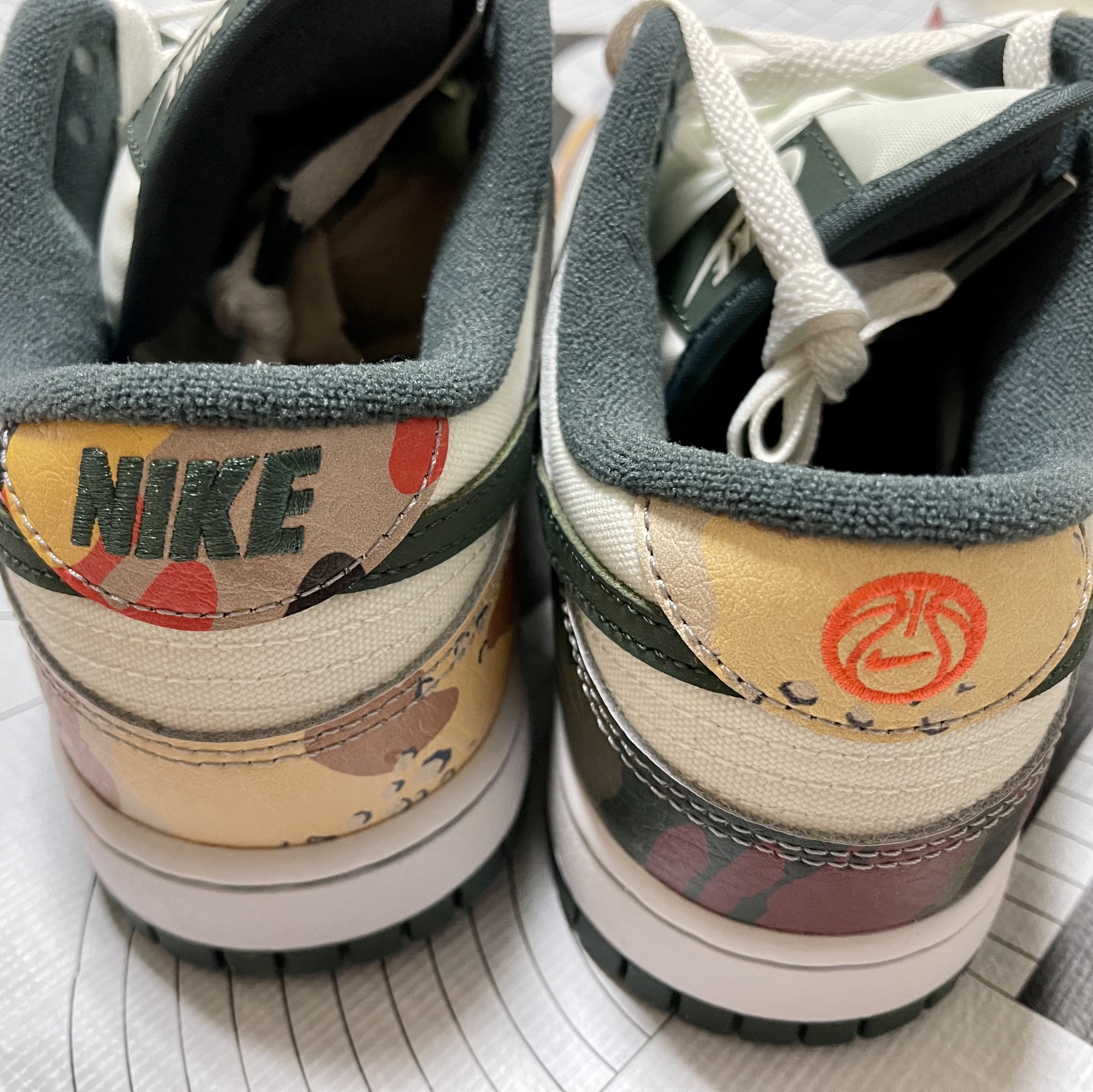 Nike Dunk Low SE Sail Multi Camo 착용 스타일 - 3