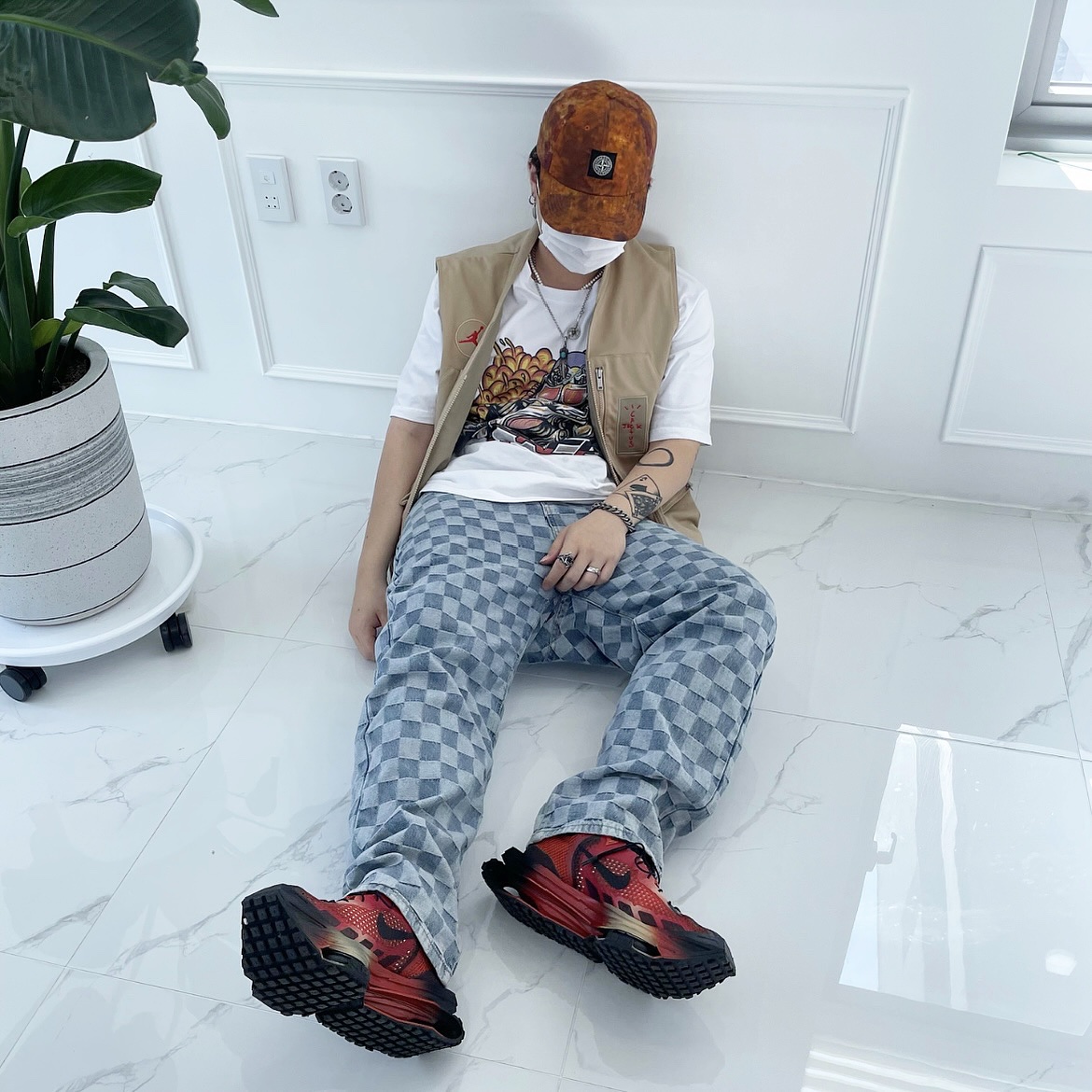 Nike x Matthew M Williams Zoom 004 Rust Factor, Jordan x Travis Scott Utility Vest - Asia 착용 스타일