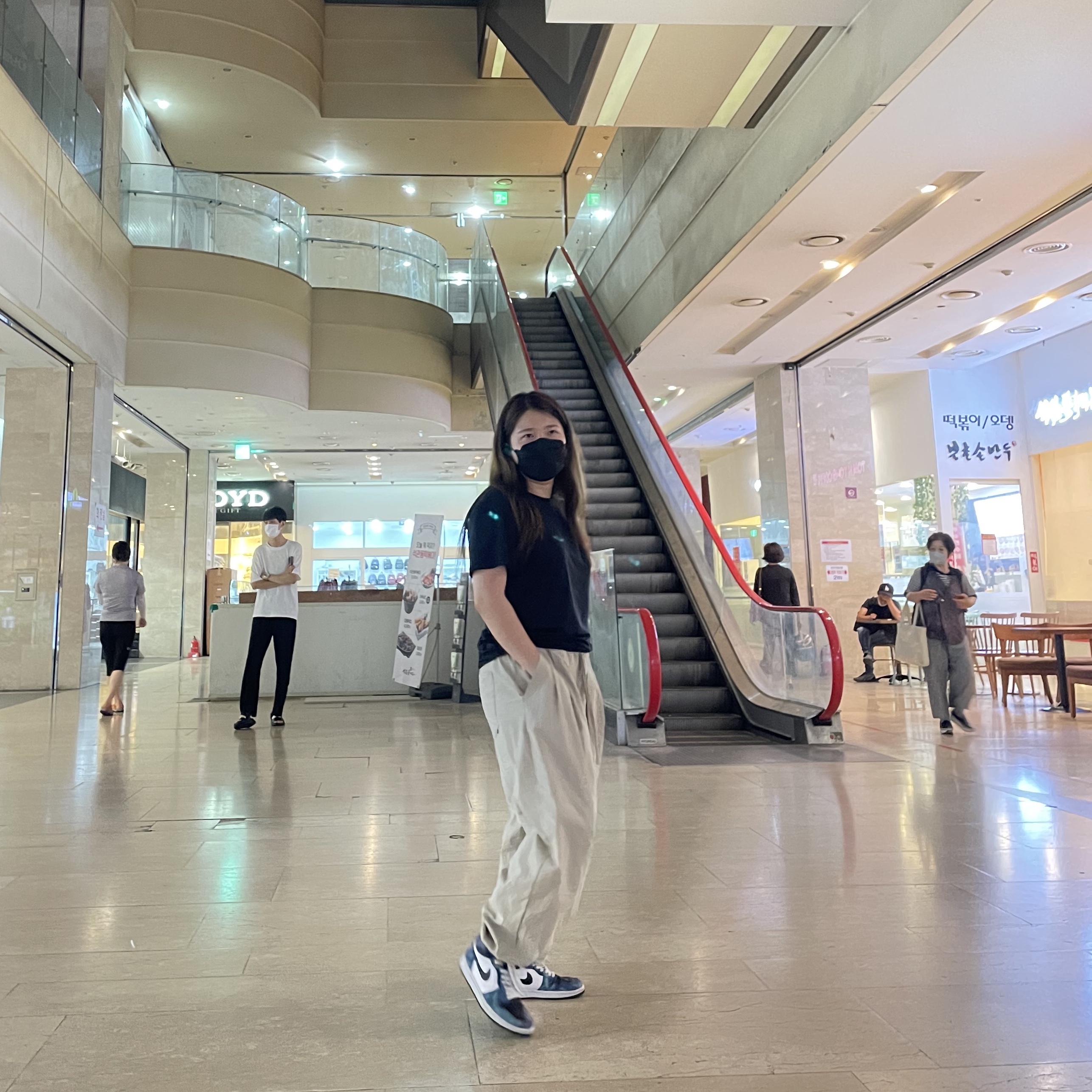 (W) Jordan 1 Retro High Tie-Dye 착용 스타일 - 2