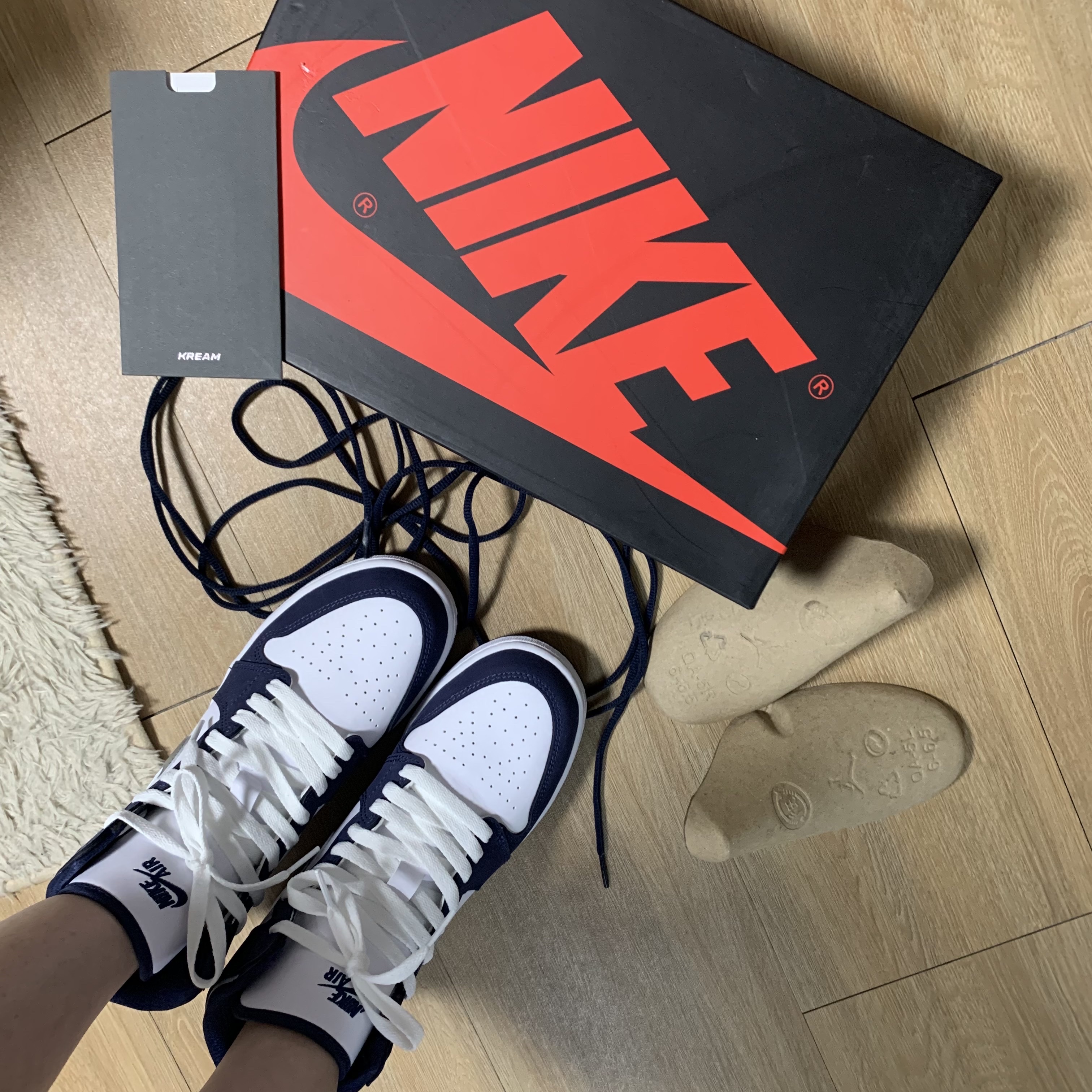 Jordan 1 Retro High OG CO.JP Midnight Navy, (GS) Jordan 1 Retro High OG CO.JP Midnight Navy 착용 스타일 - 3