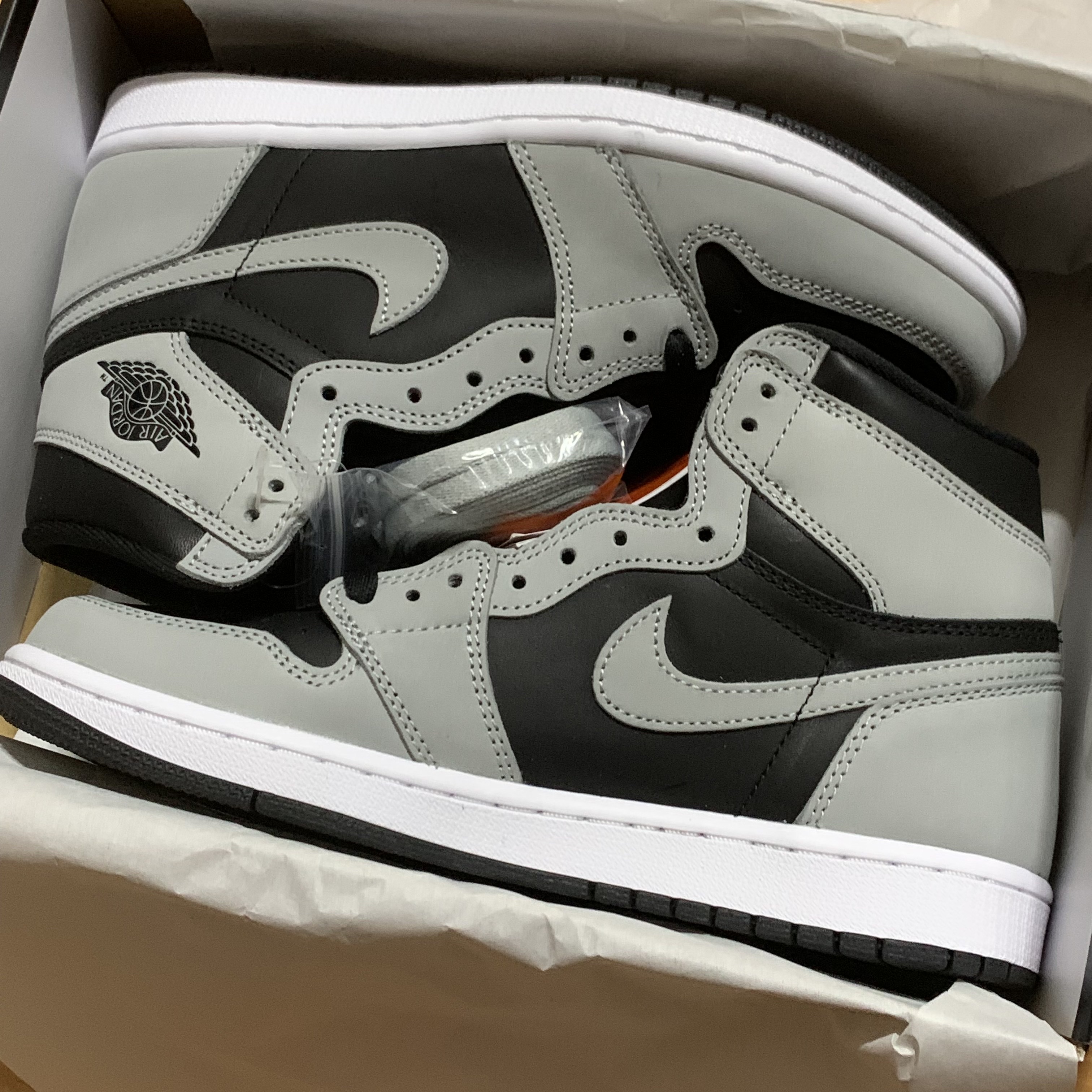 Jordan 1 Retro High OG Shadow 2.0 착용 스타일