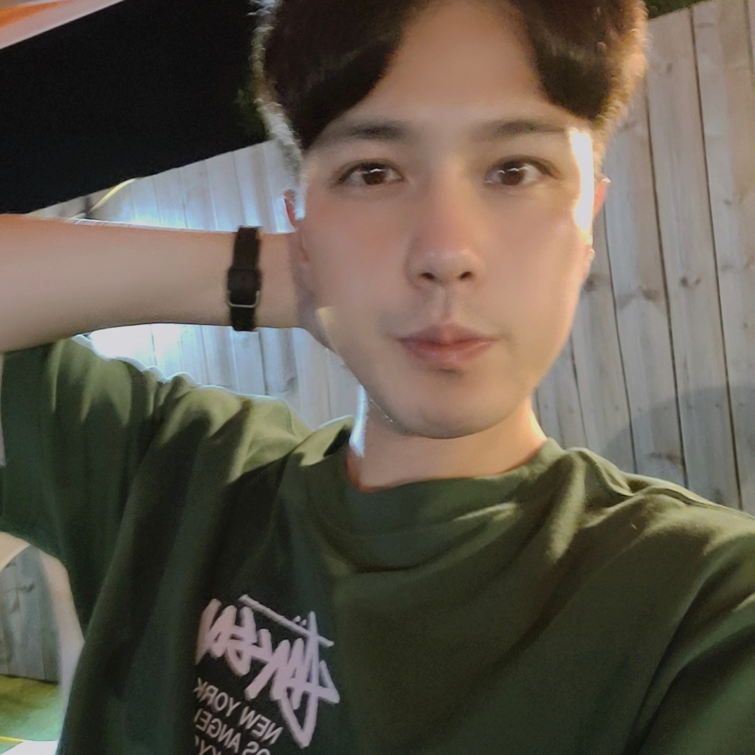 Nike x Stussy WT T-Shirt Green - Asia 착용 스타일