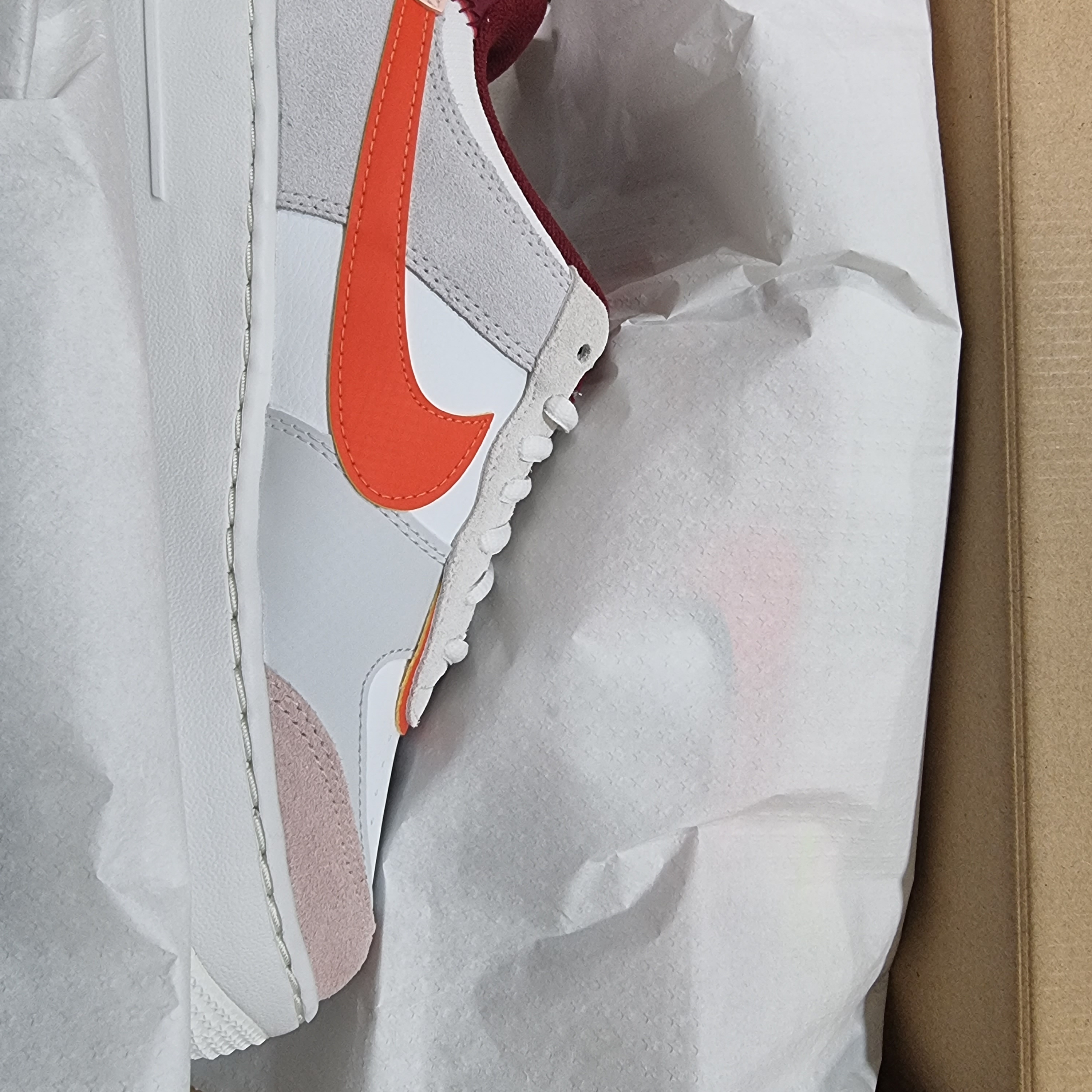 (W) Nike Air Force 1 Shadow Orange Pearl 착용 스타일 - 3
