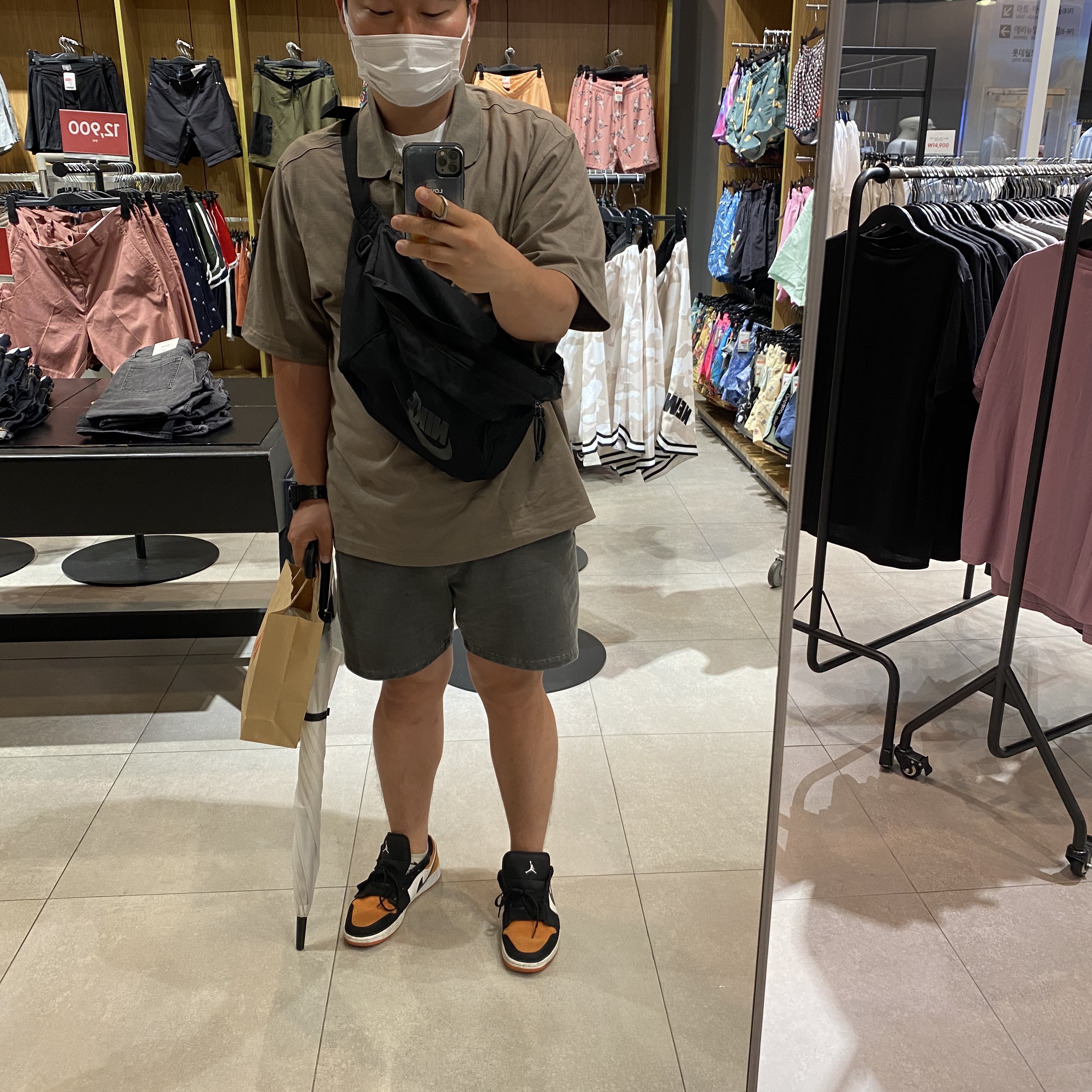 Essentials Short Sleeve Polo Taupe - 21SS, Jordan 1 Low Shattered Backboard 착용 스타일 - 1