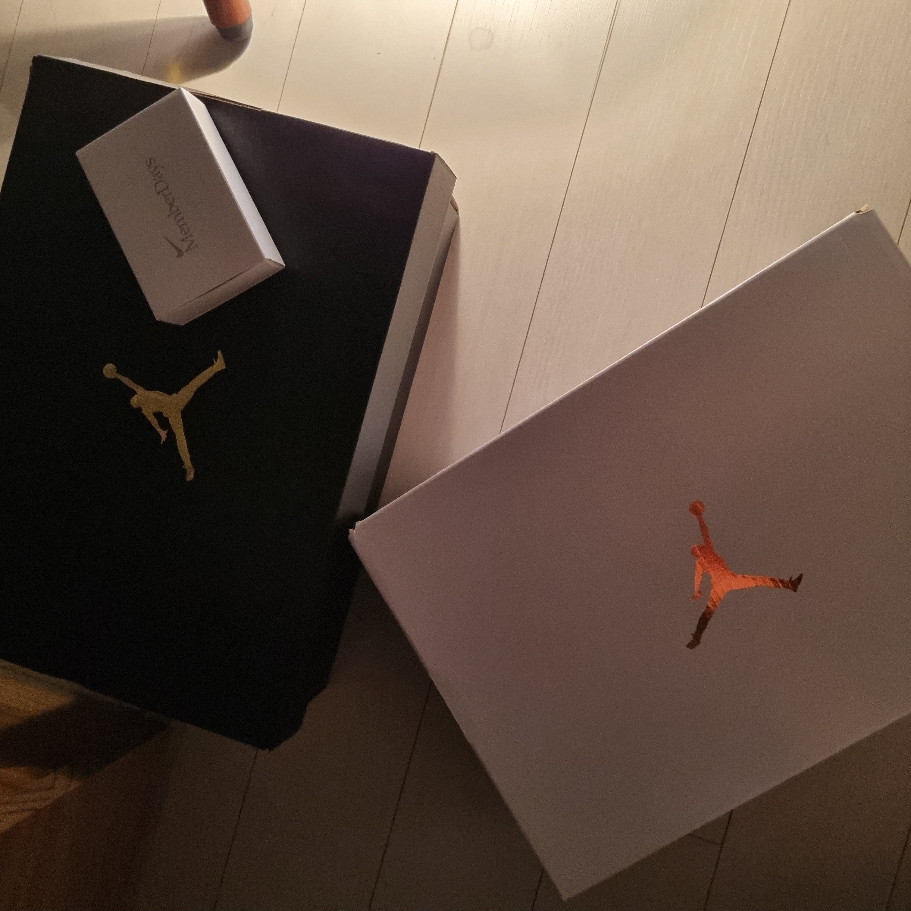 (W) Jordan 1 Low White Wolf Grey 착용 스타일 - 2
