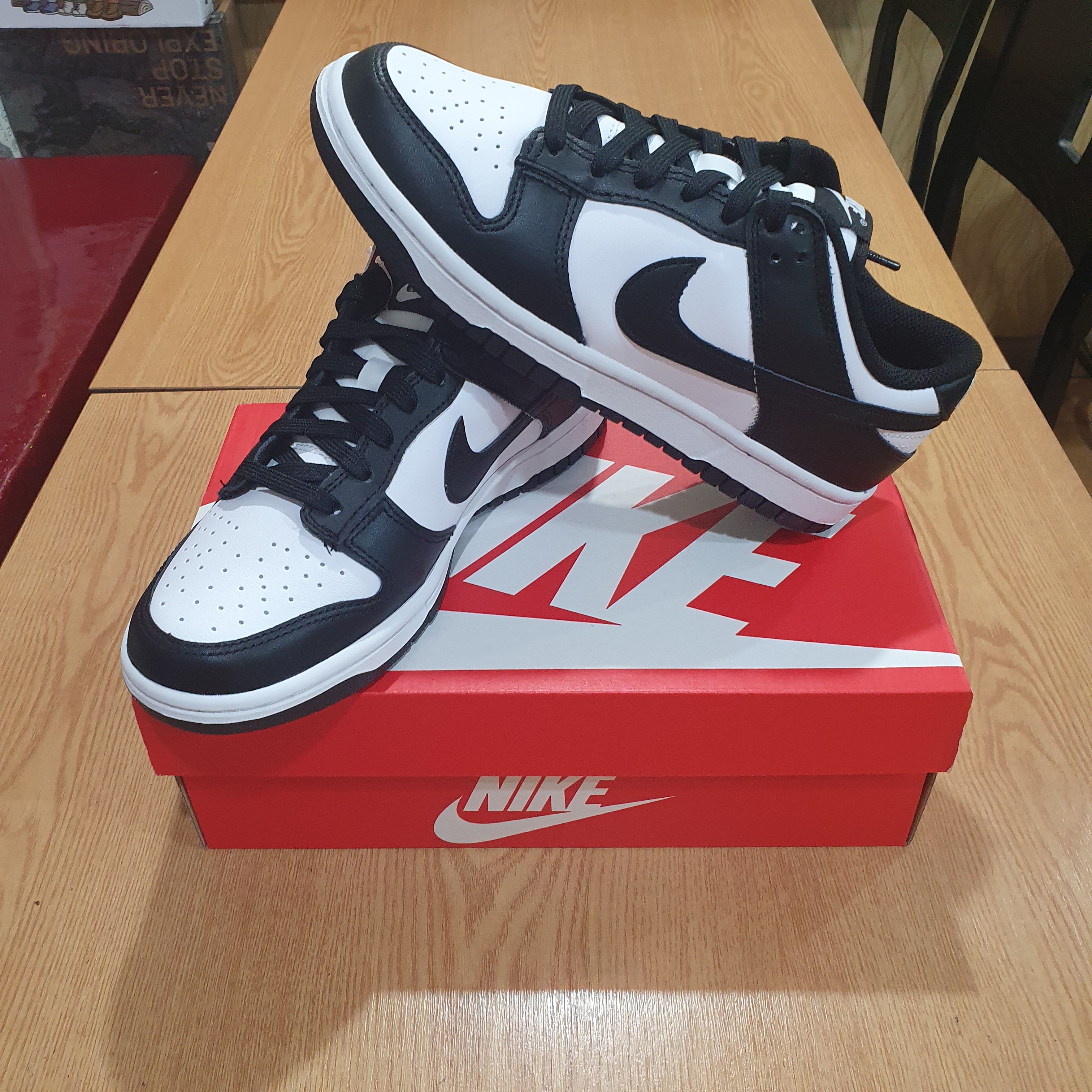 (W) Nike Dunk Low Black 착용 스타일 - 2