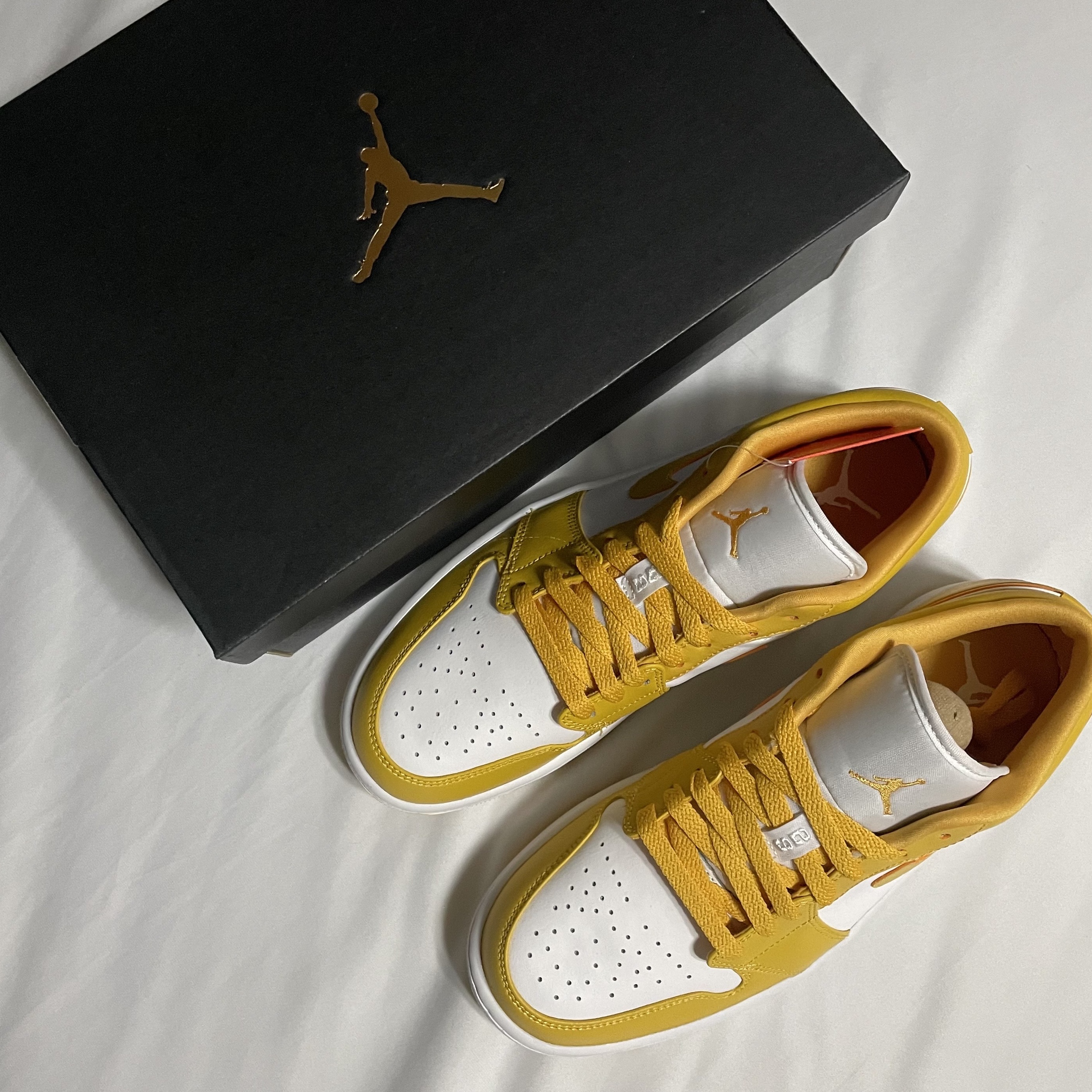 Jordan 1 Low Pollen 착용 스타일 - 1