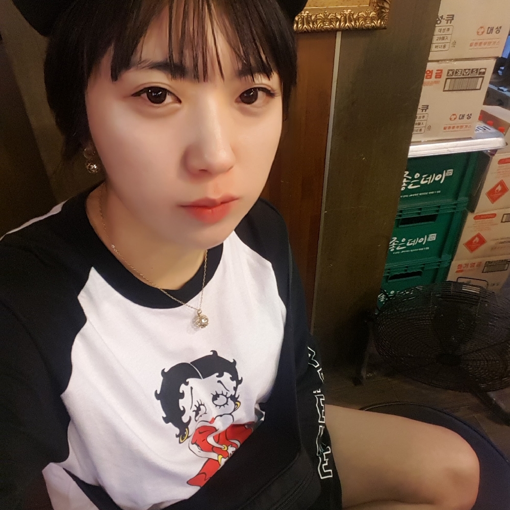 KREAM 프로필 이미지