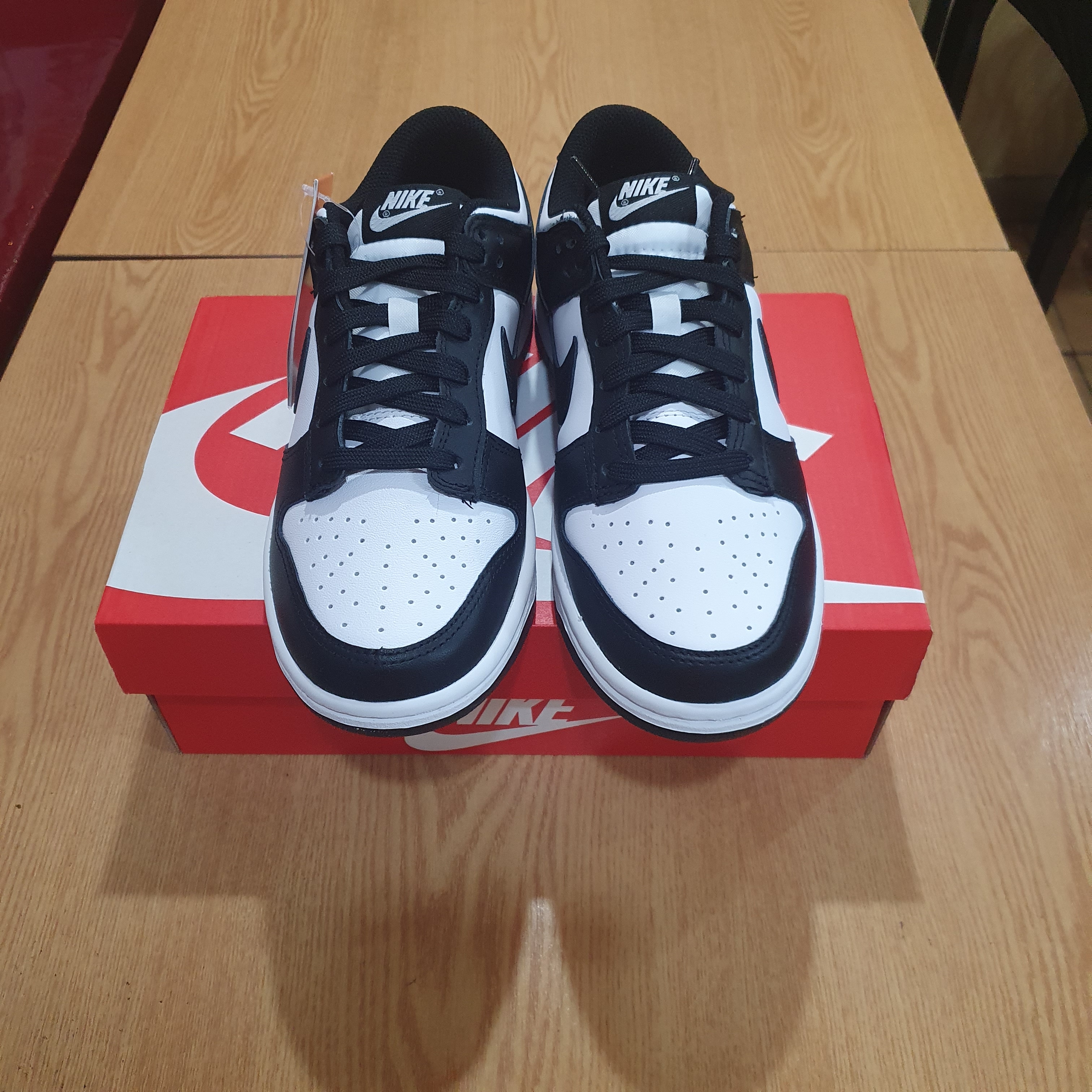(W) Nike Dunk Low Black 착용 스타일 - 3