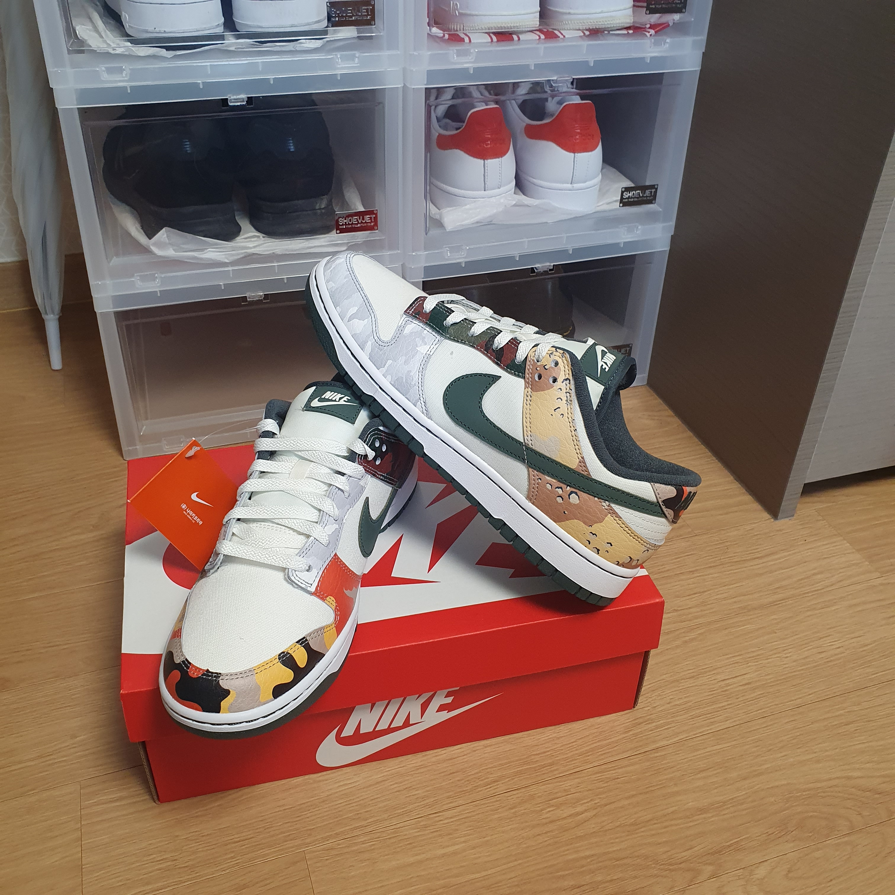 Nike Dunk Low SE Sail Multi Camo 착용 스타일