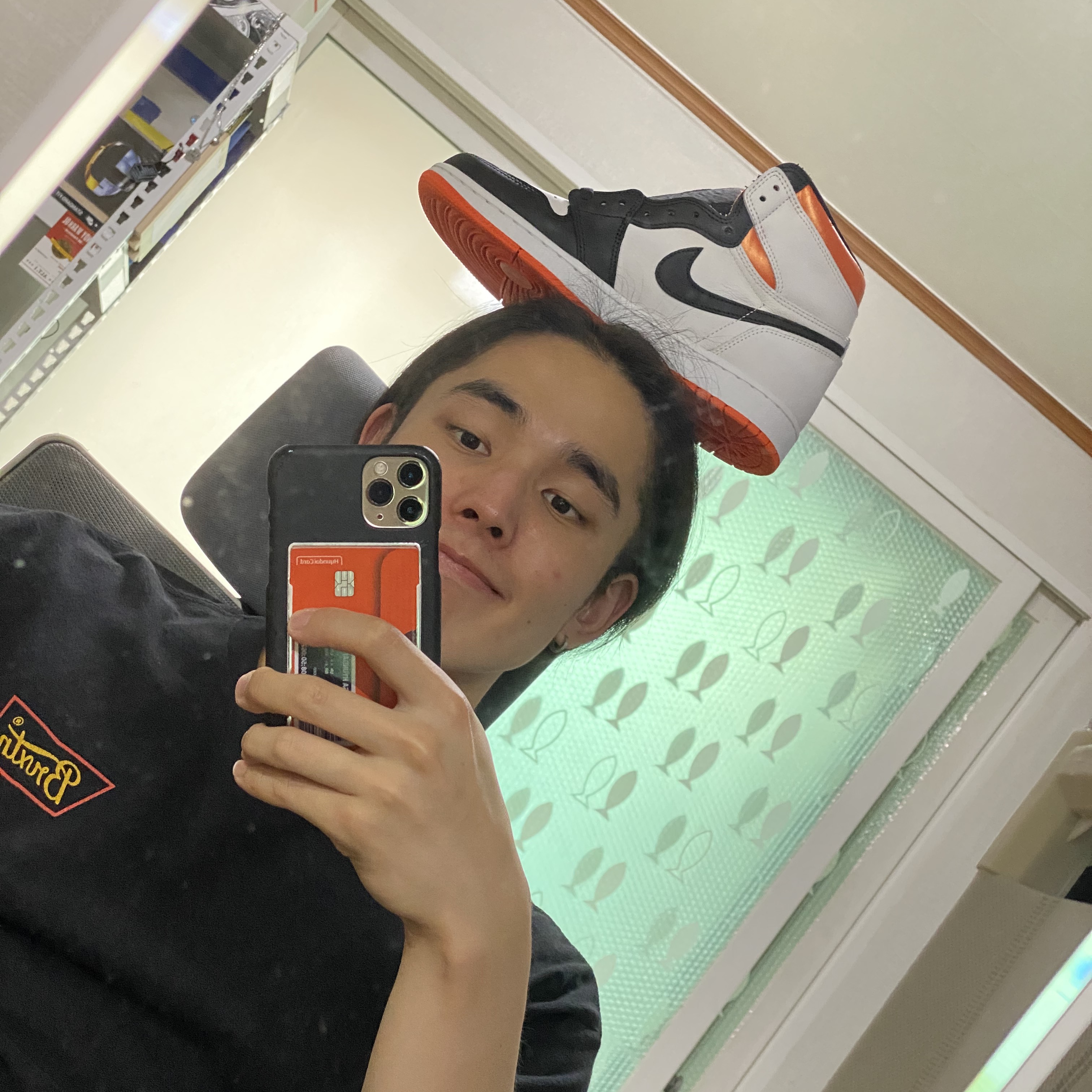 Jordan 1 Retro High OG Electro Orange, (GS) Jordan 1 Retro High OG Electro Orange 착용 스타일 - 1
