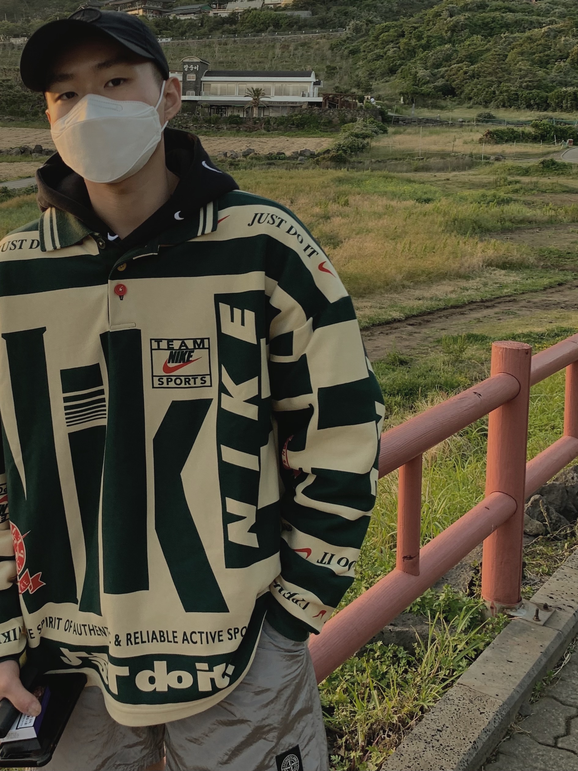 Nike x Cactus Plant Flea Market Long Sleeve Polo Natural - US/EU 착용 스타일 - 3