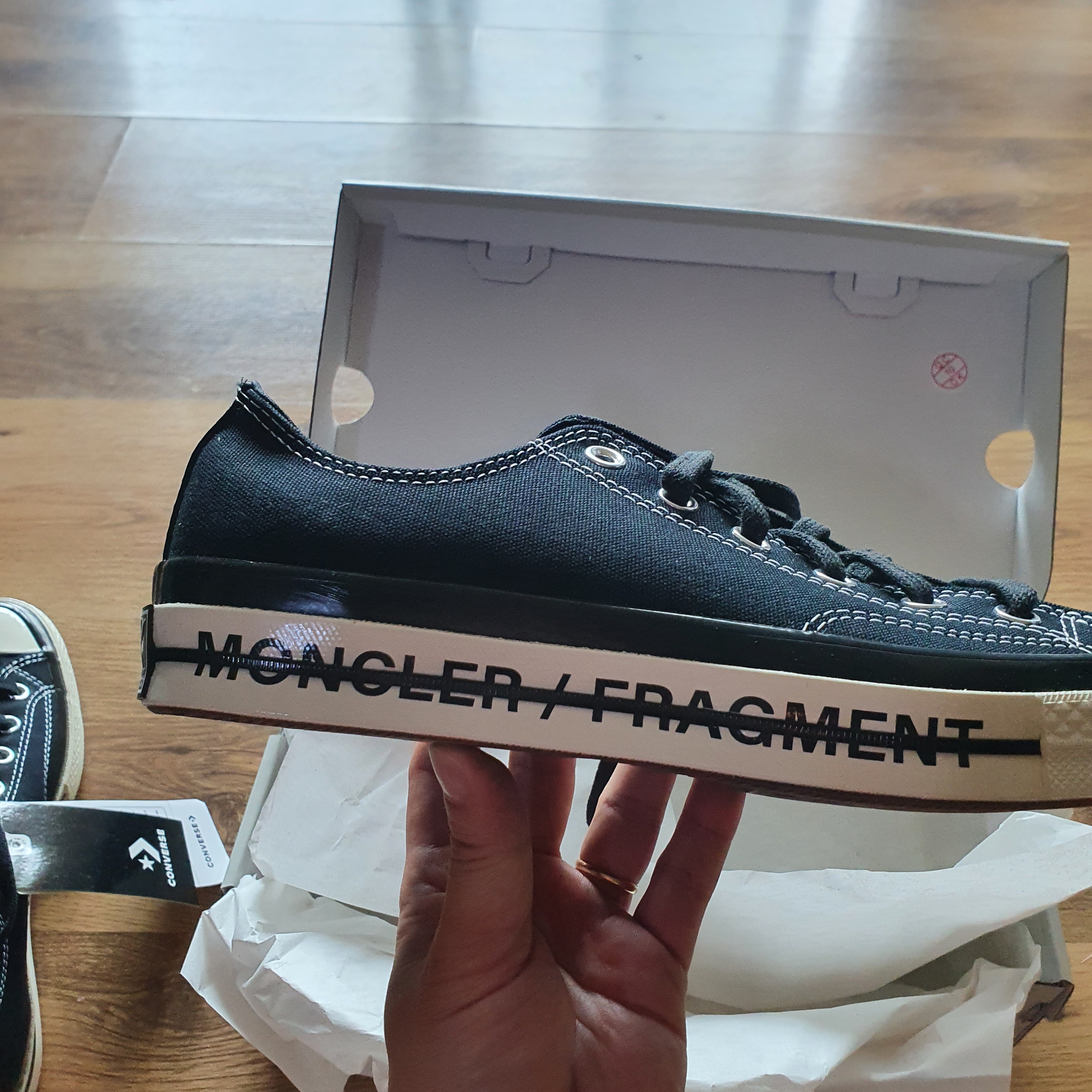 Converse x Moncler x Fragment Chuck 70 Ox Fraylor III Black 착용 스타일 - 3
