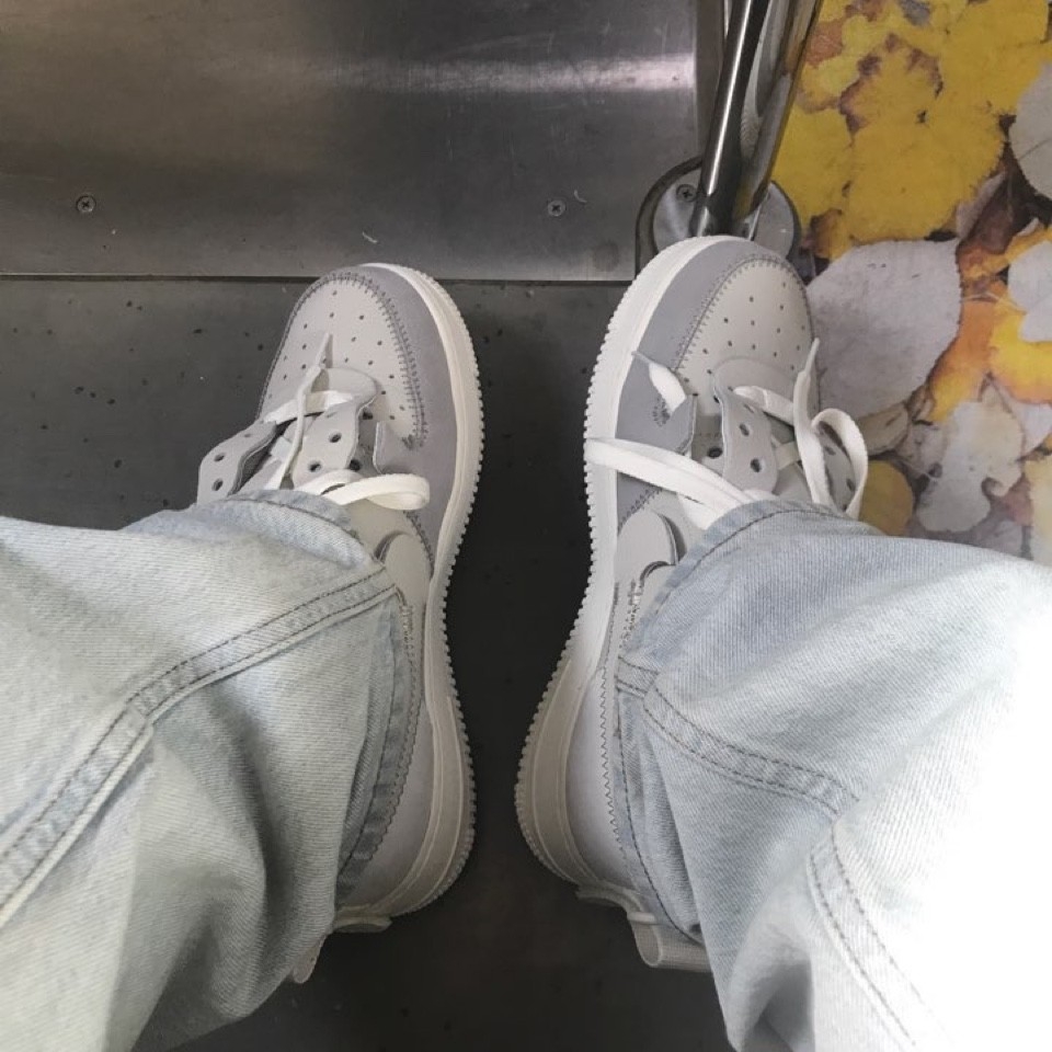 Nike Air Force 1 High PSNY Grey 착용 스타일 - 2