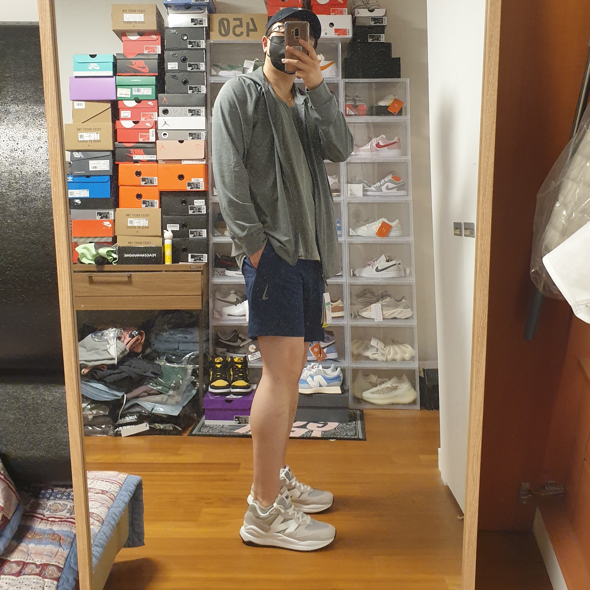 New Balance 5740 Dove Grey White 착용 스타일 - 3